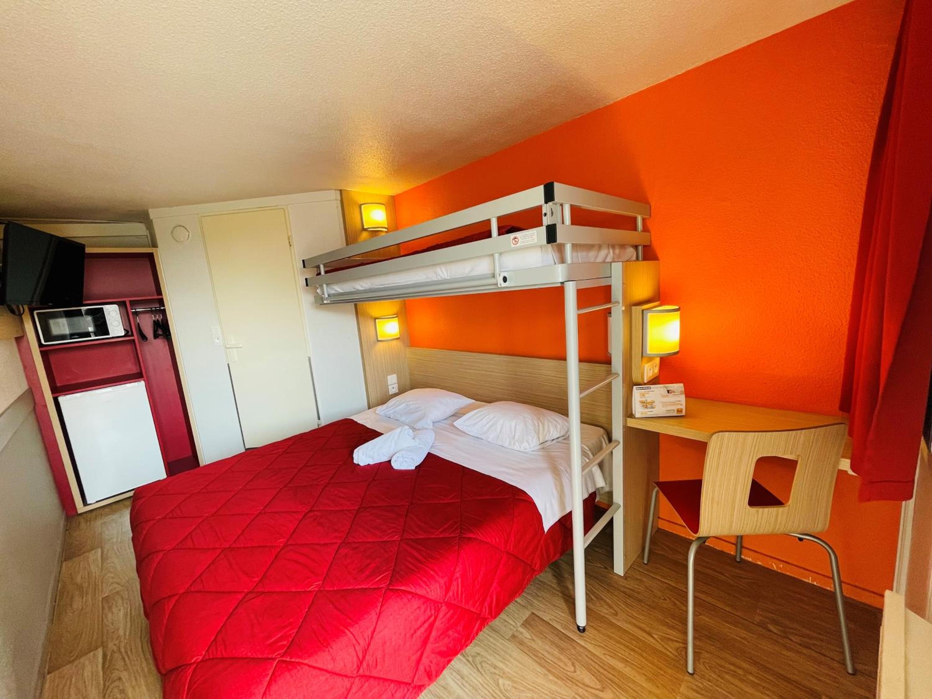 Triple Room - Photo 1