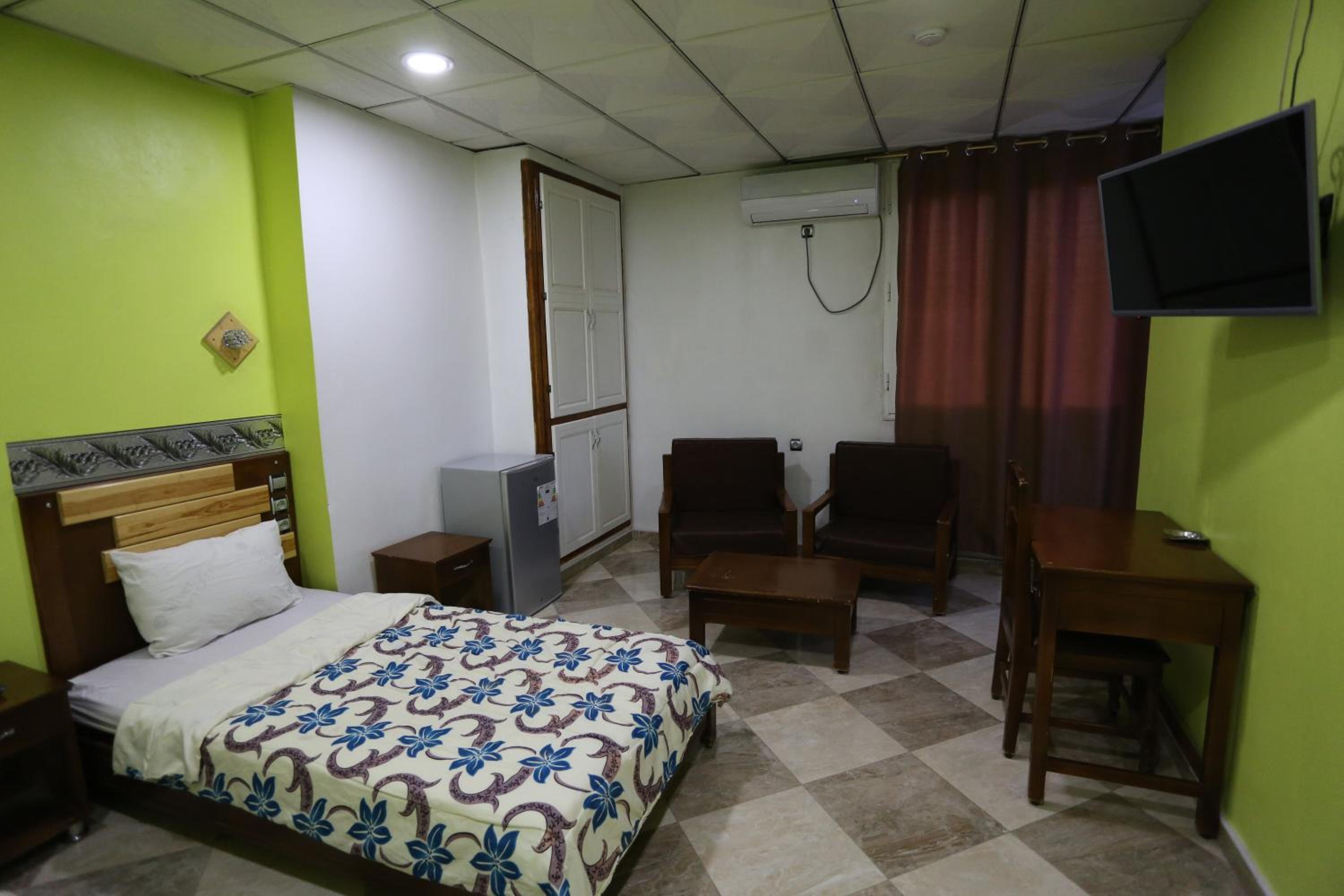 Deluxe Single Room