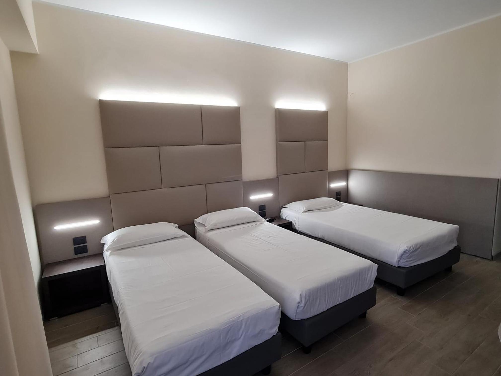 Economy Triple Room