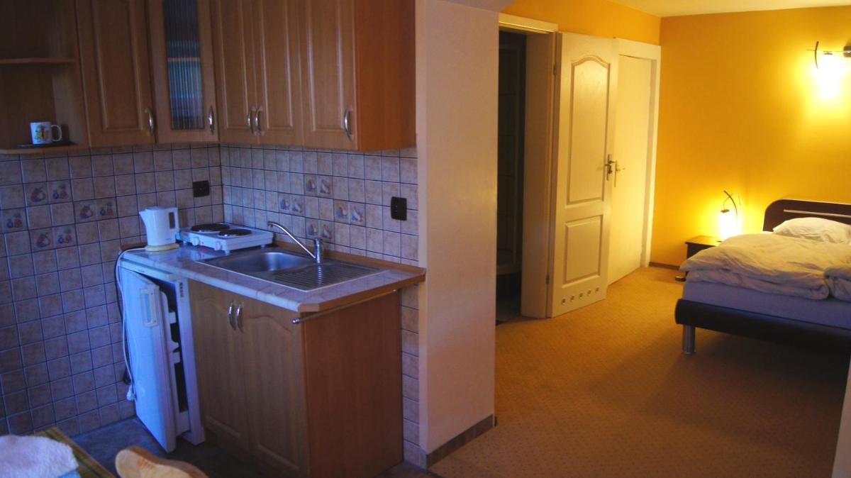Quadruple Room with Garden View - Photo 2