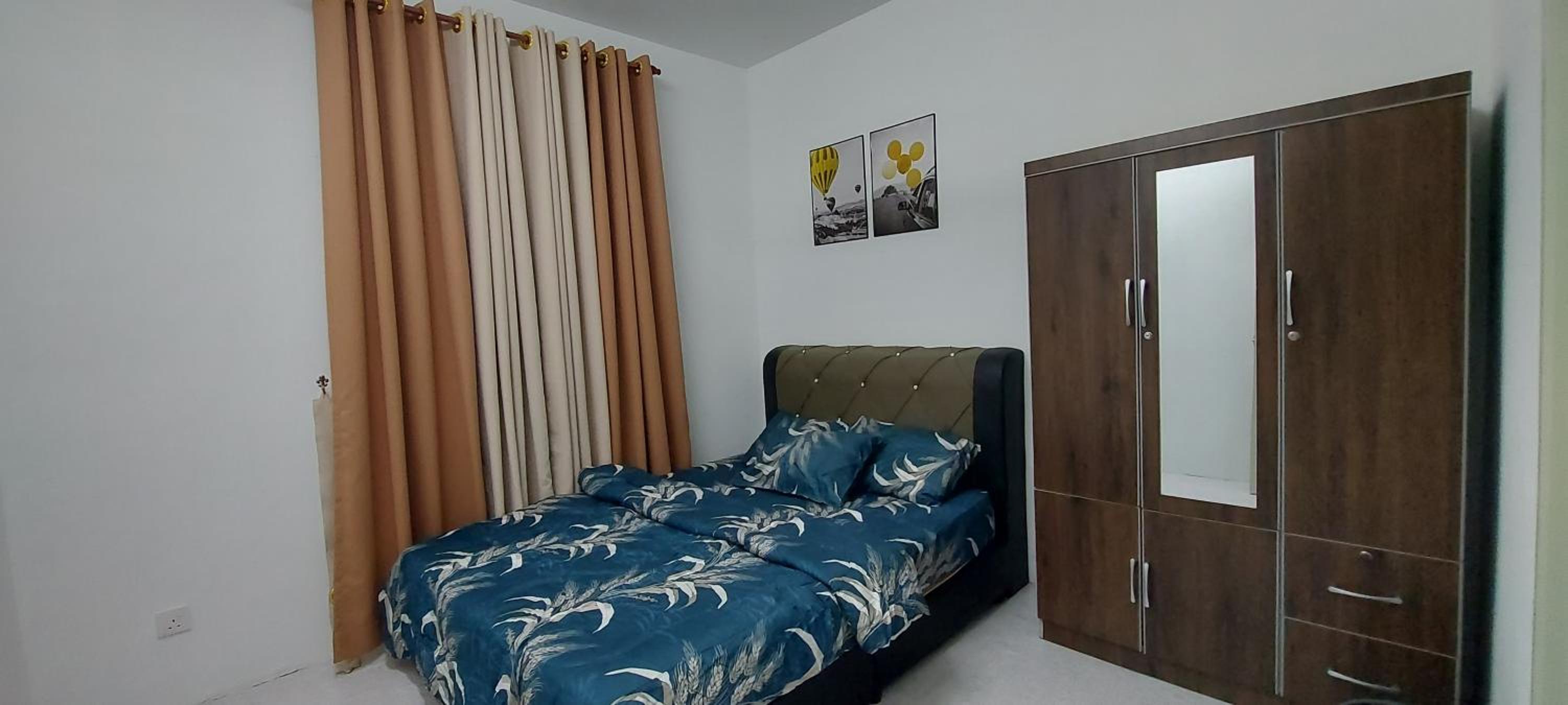 Three-Bedroom House photo 1