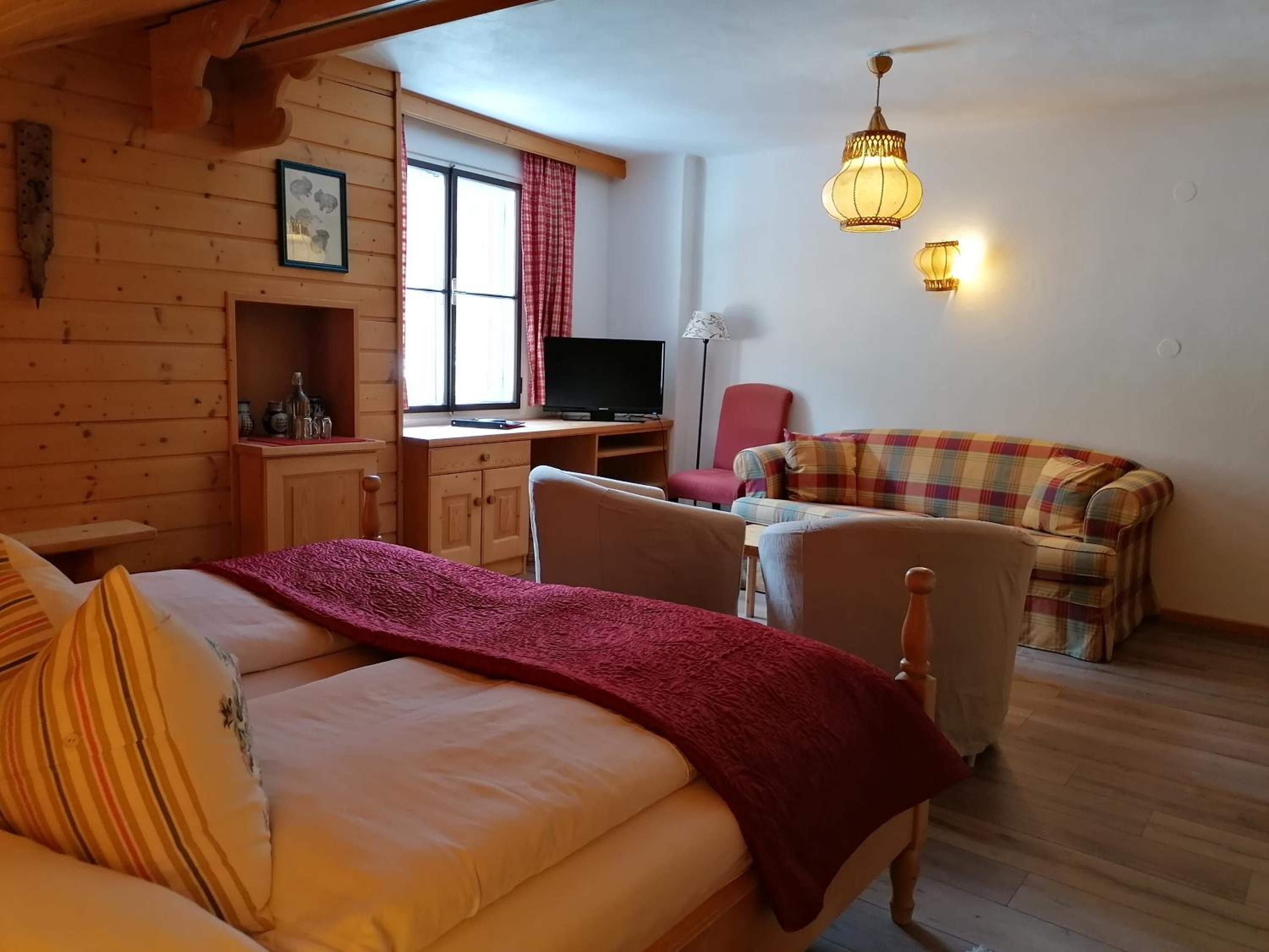 Junior Suite (2 Adults) - Photo 3