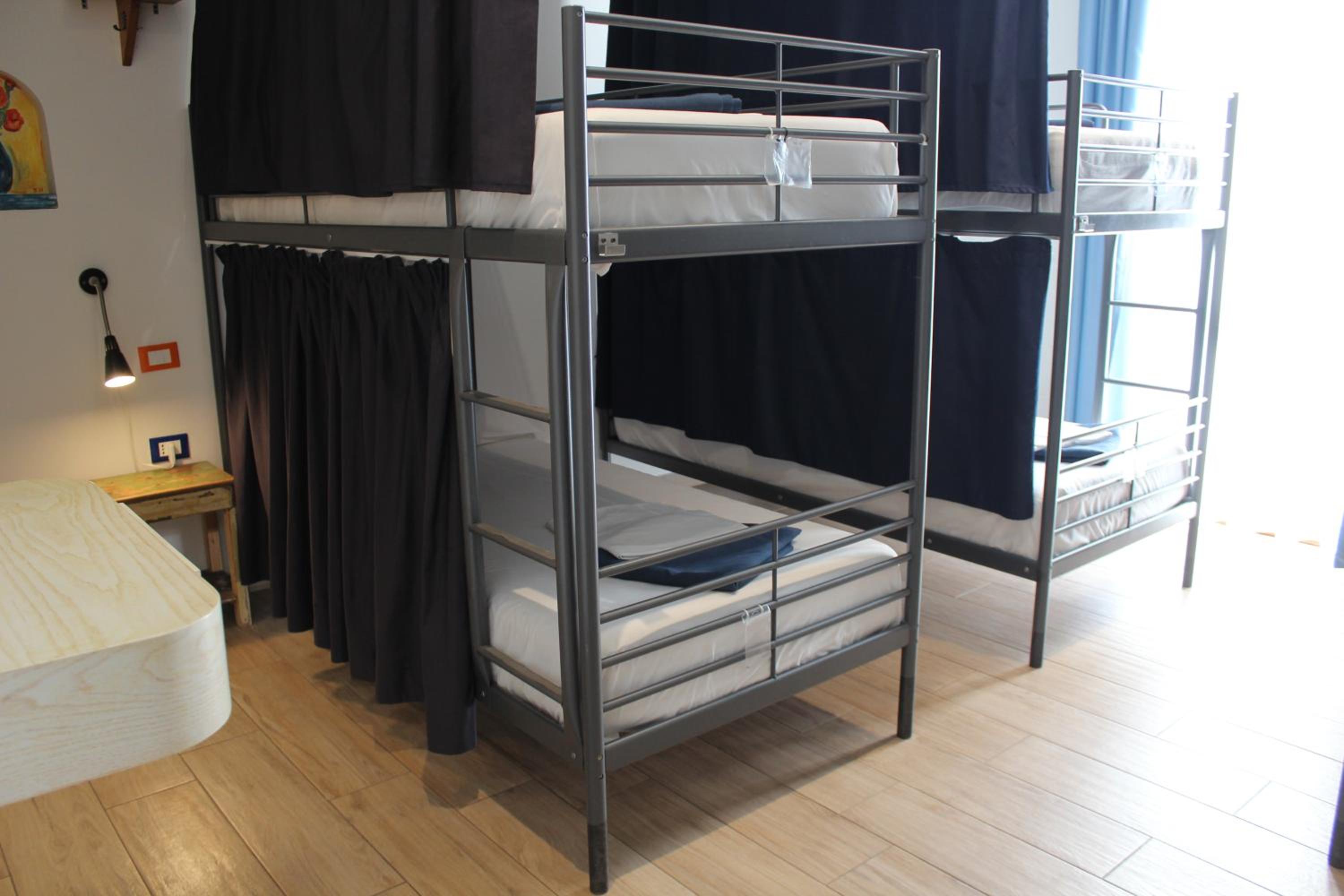 Bed in Mixed Dormitory Room photo 3
