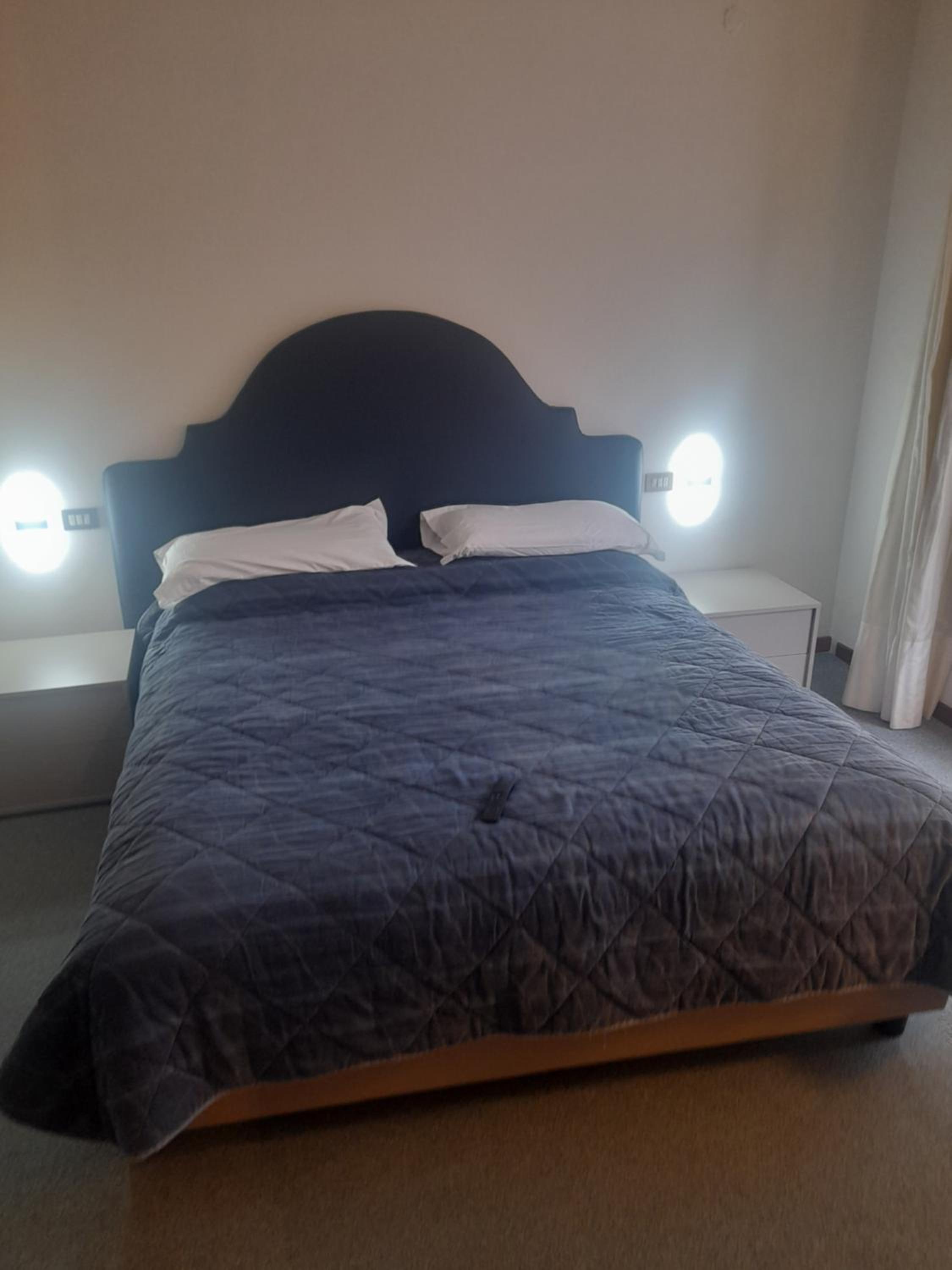 Double Room - Photo 7