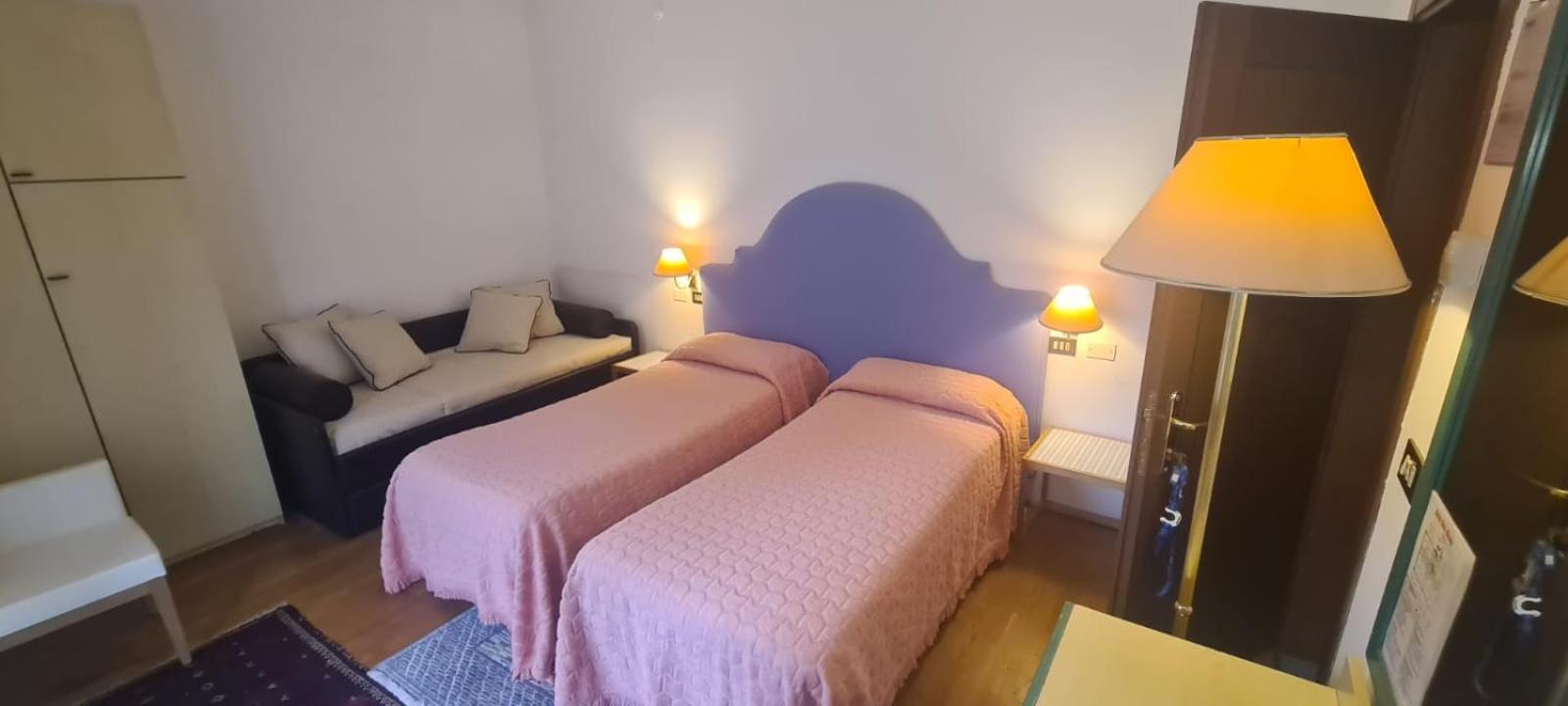 Triple Room - Photo 3