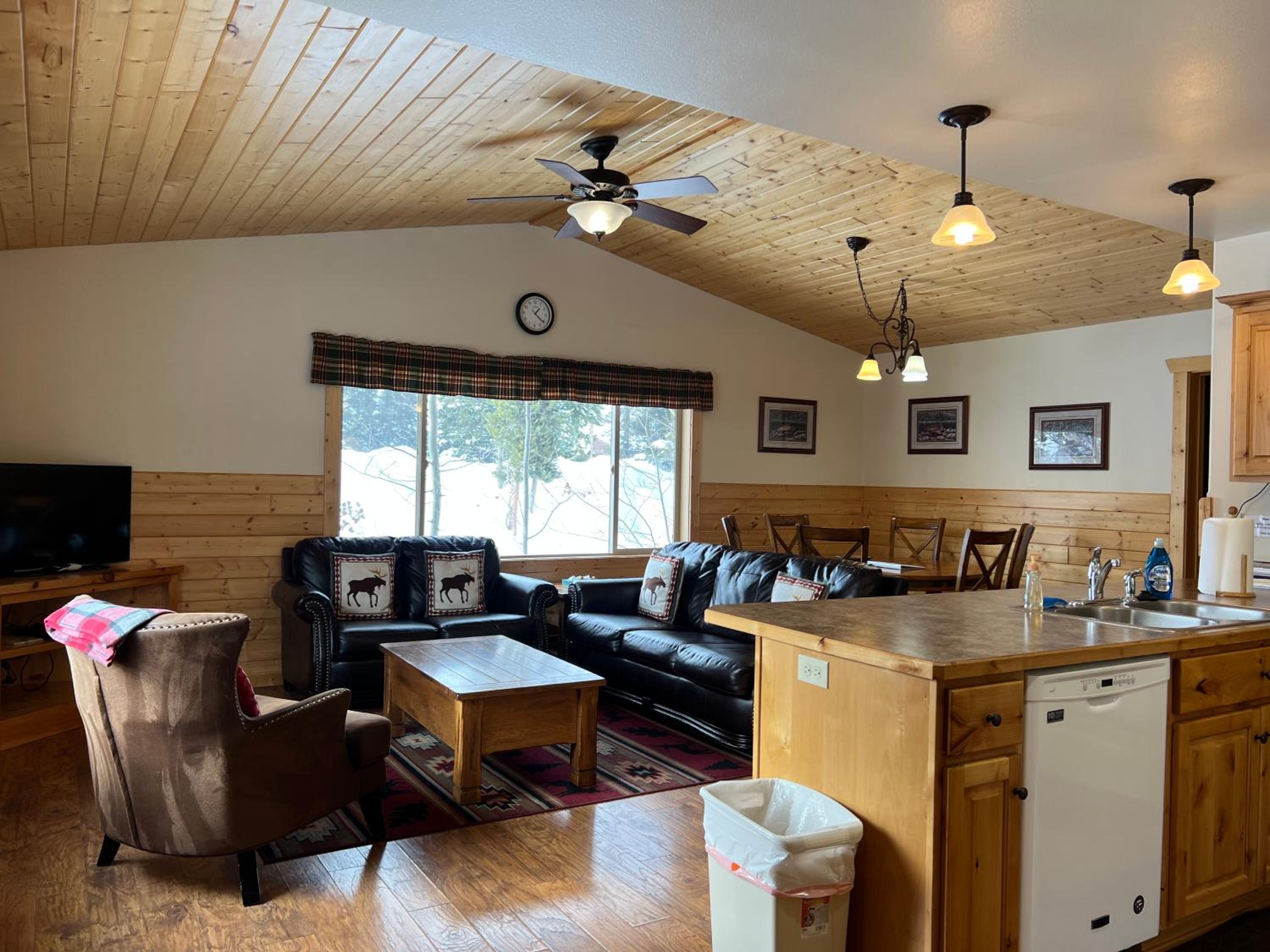 Three-Bedroom House photo 1