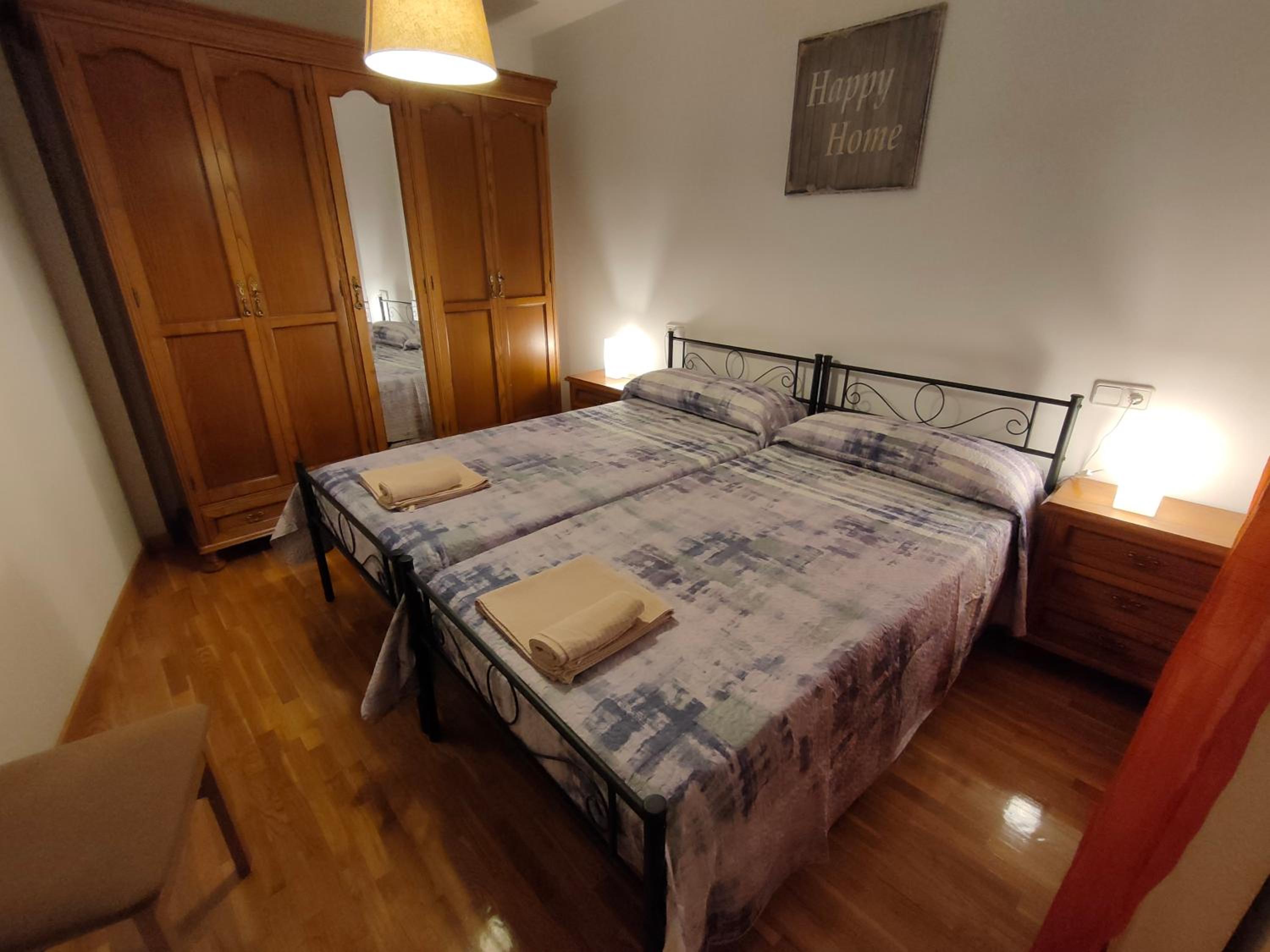 Three-Bedroom Apartment - Photo 12