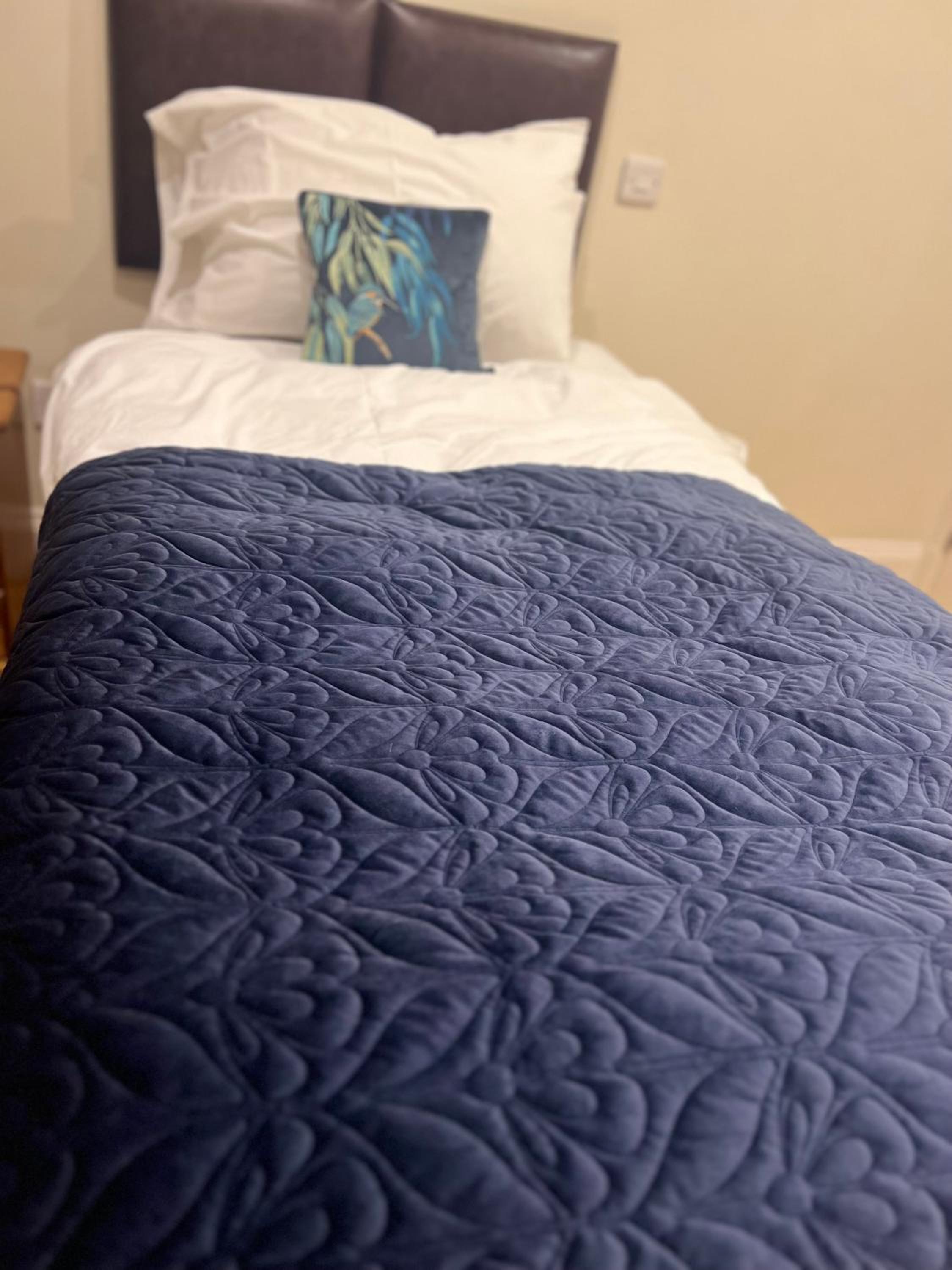Single Room photo 3
