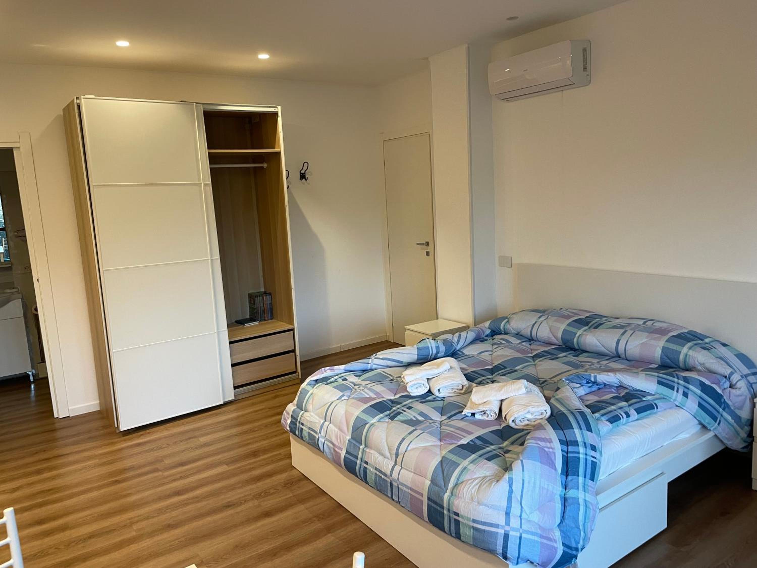 King Room with Balcony