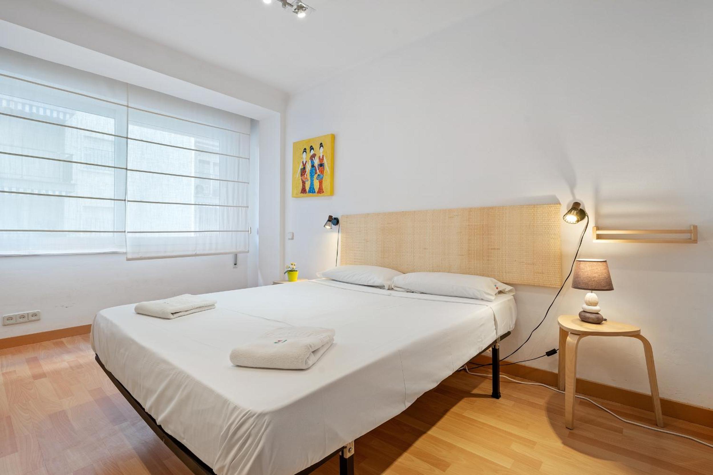 One-Bedroom Apartment - Photo 1