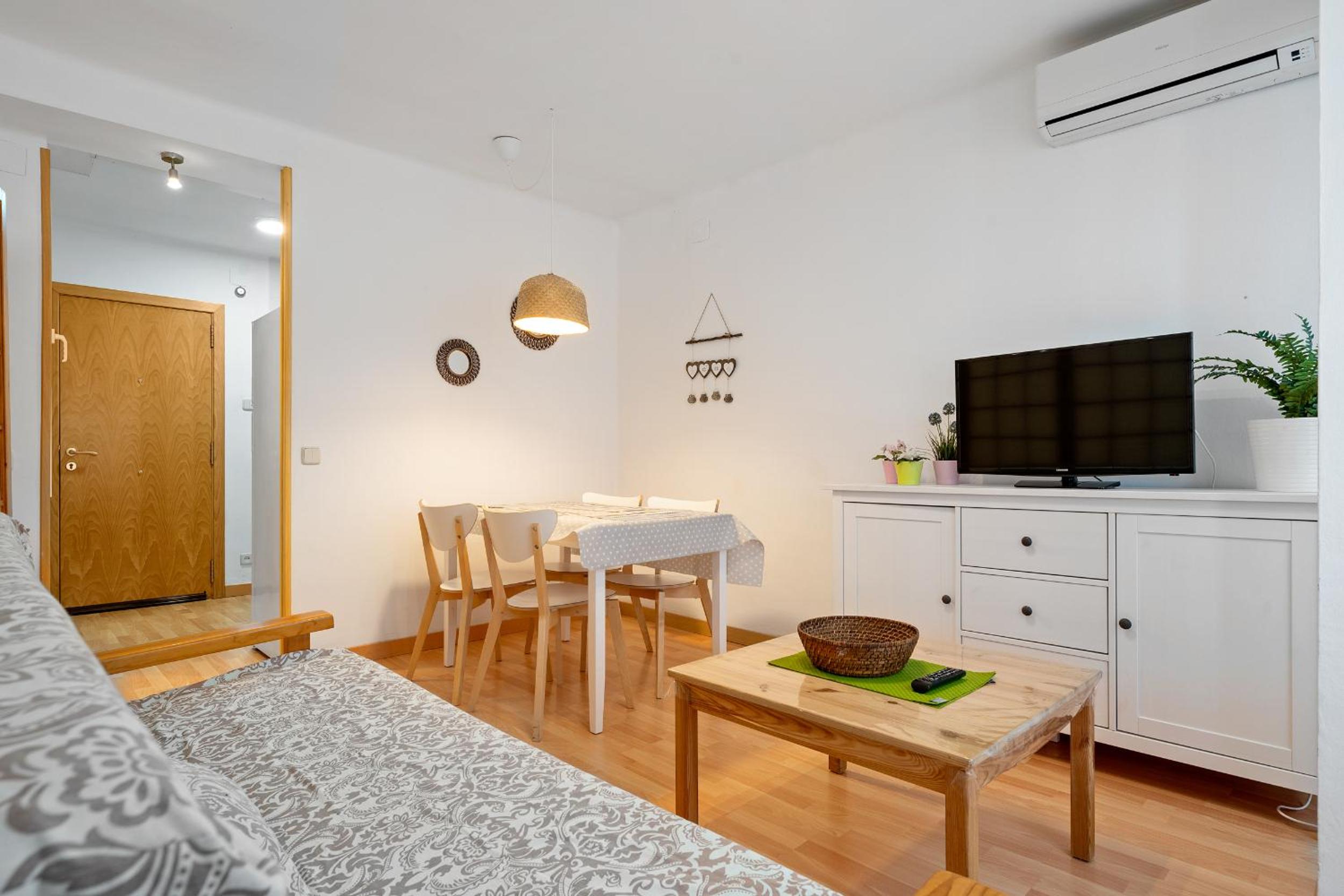 One-Bedroom Apartment - Photo 10