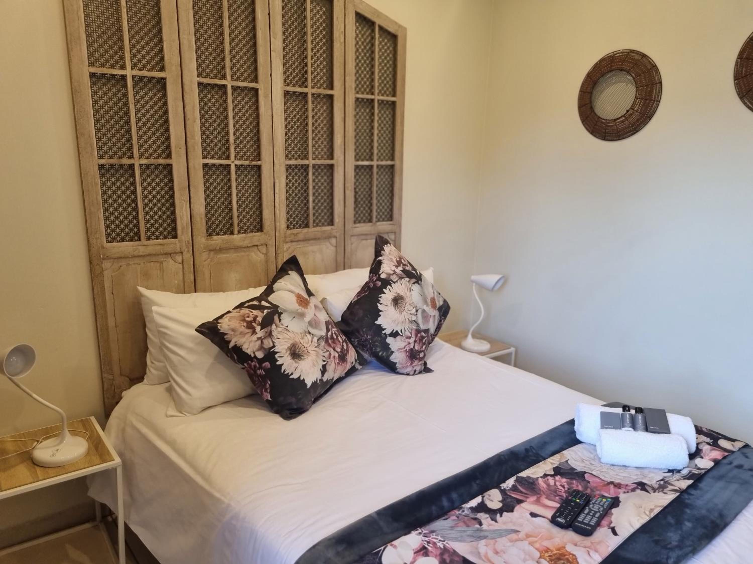 Standard Double Room photo 2