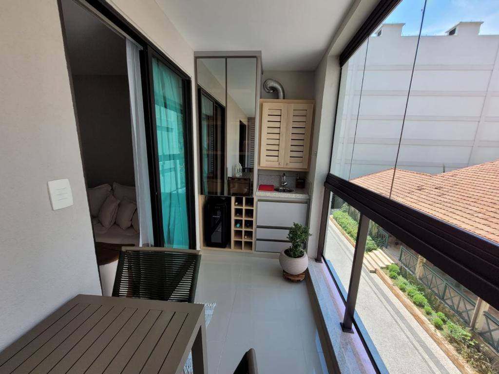 Apartment With Balcony photo 3
