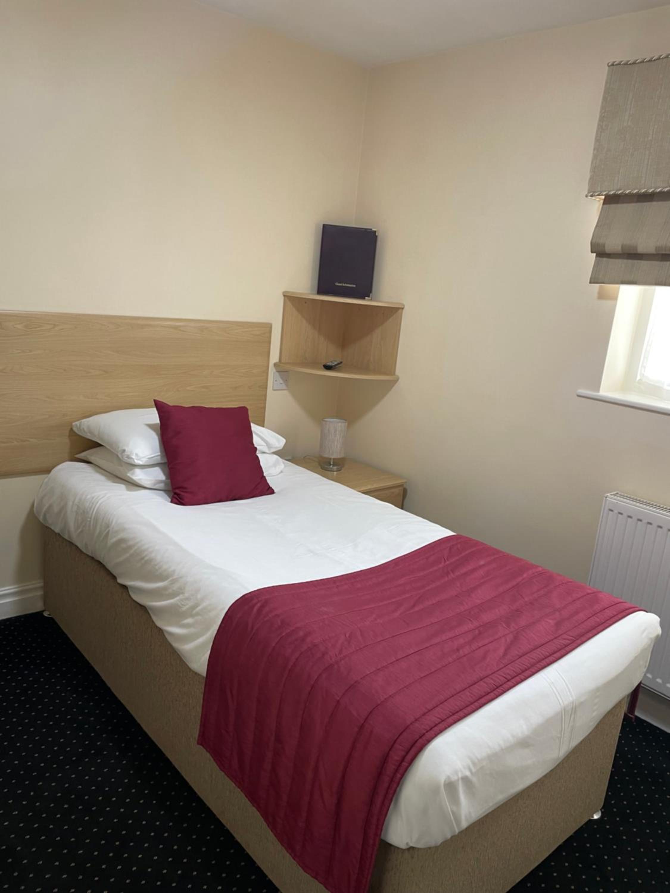 Single Room photo 3