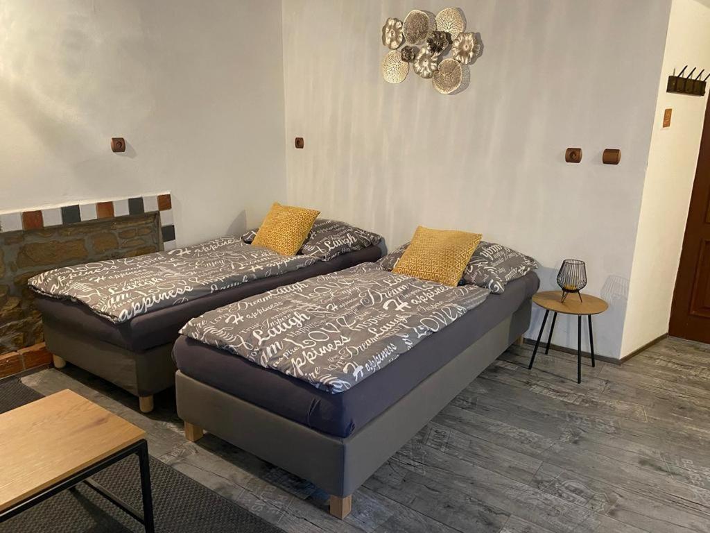 One-Bedroom Apartment - Photo 19