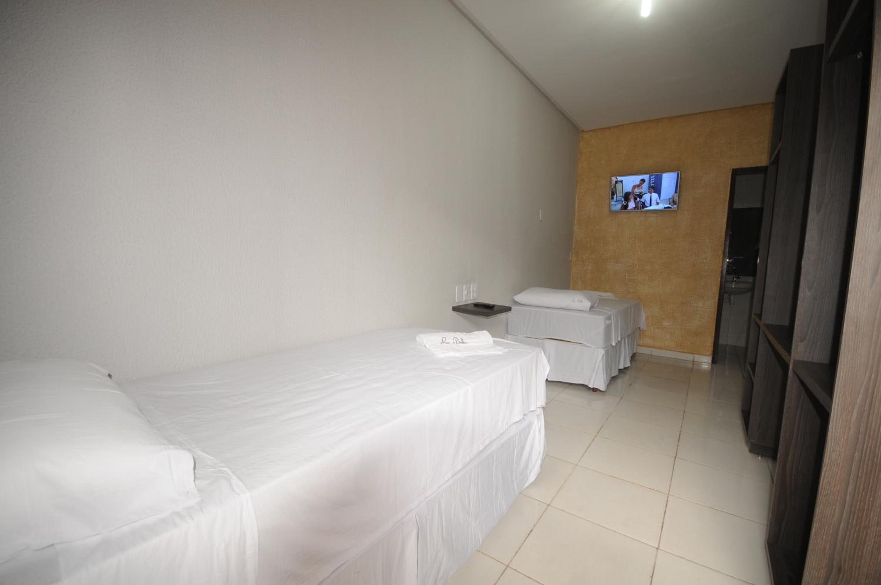 Standard Twin Room photo 1