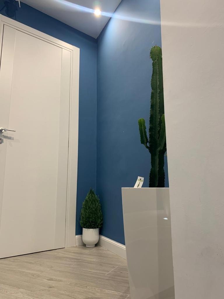 One-Bedroom Apartment - Photo 3