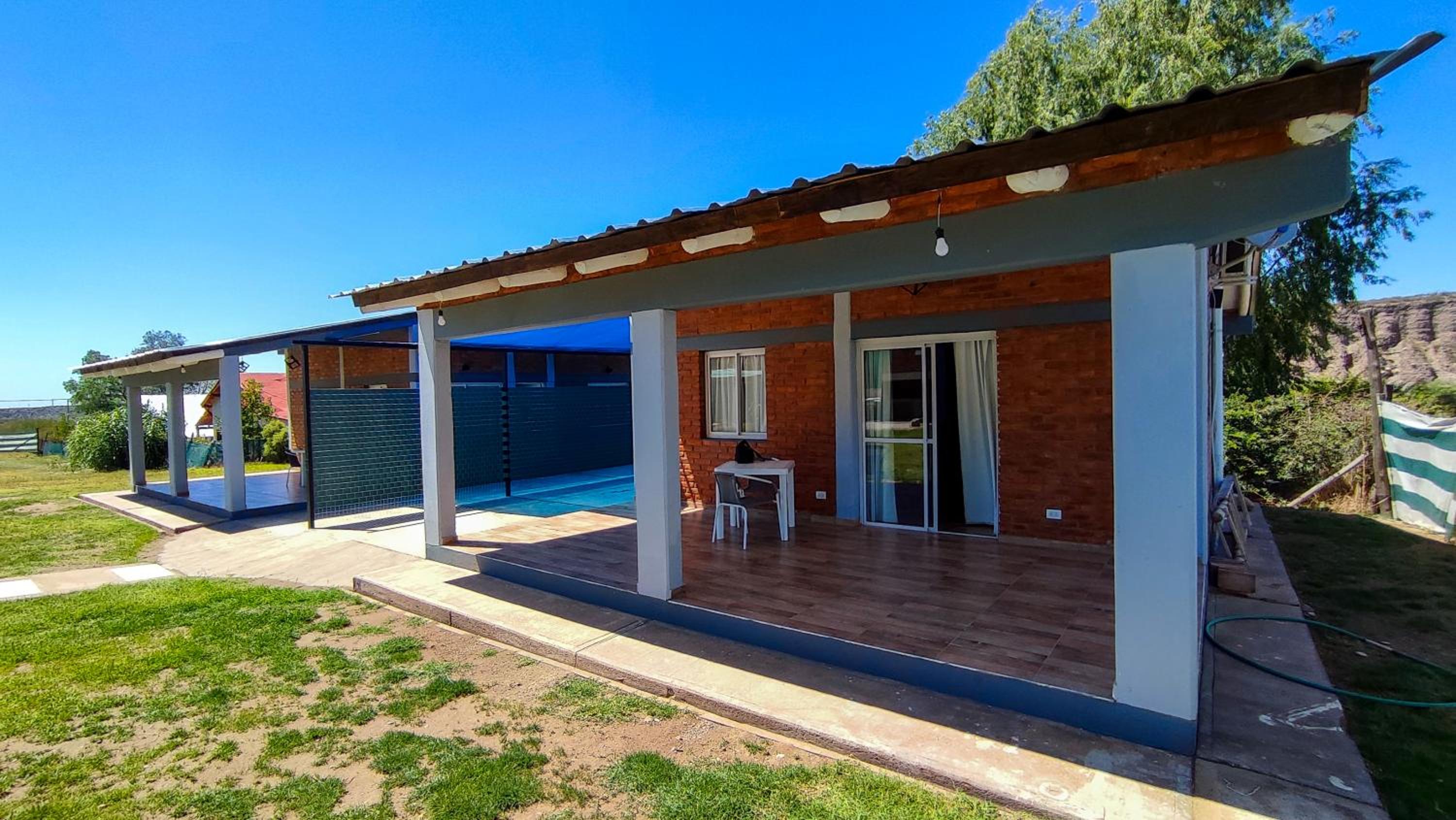 Two-Bedroom House photo 2