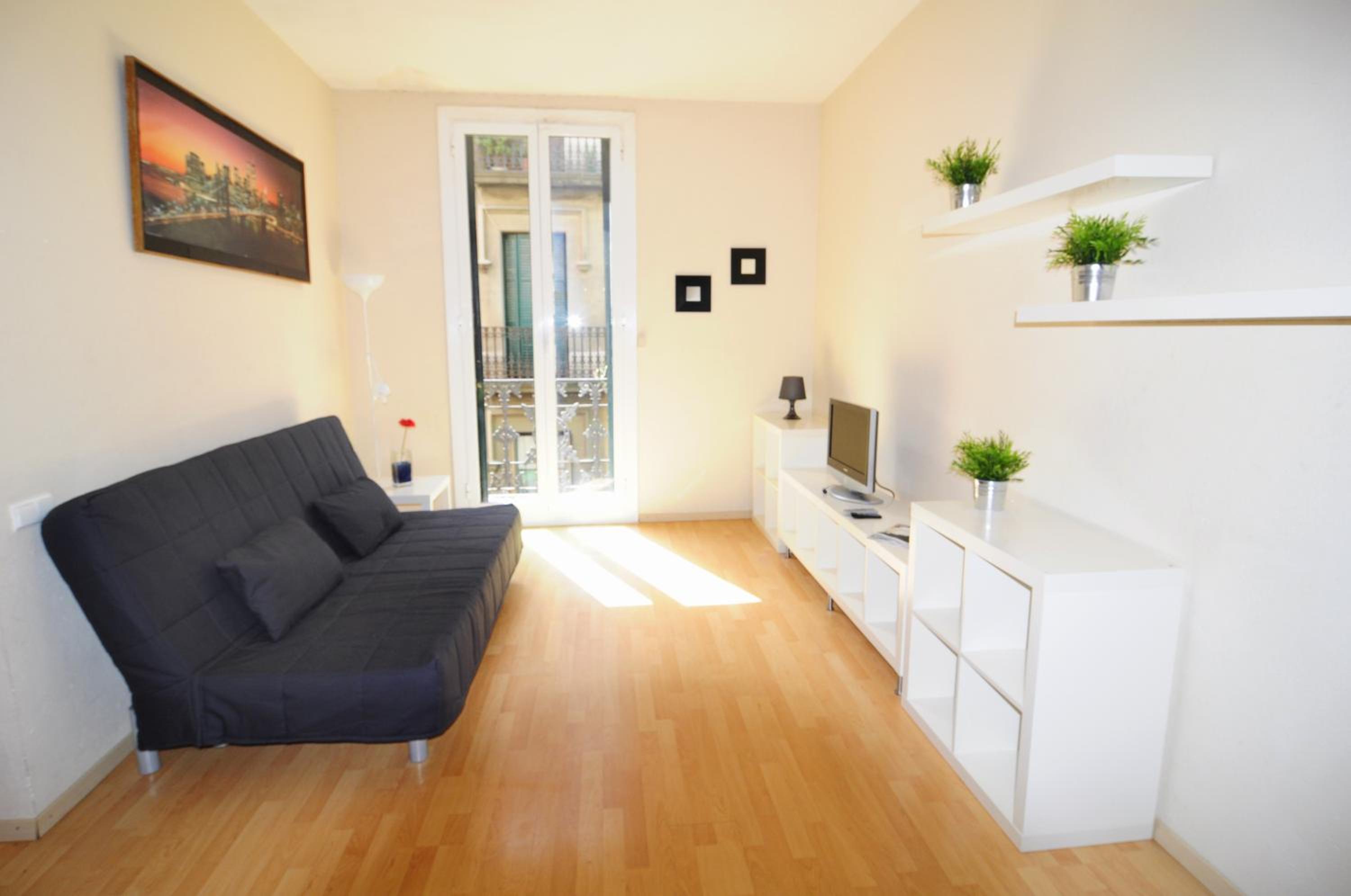 Apartamento de tres dormitorios con balcón (6 adultos) - Asturias