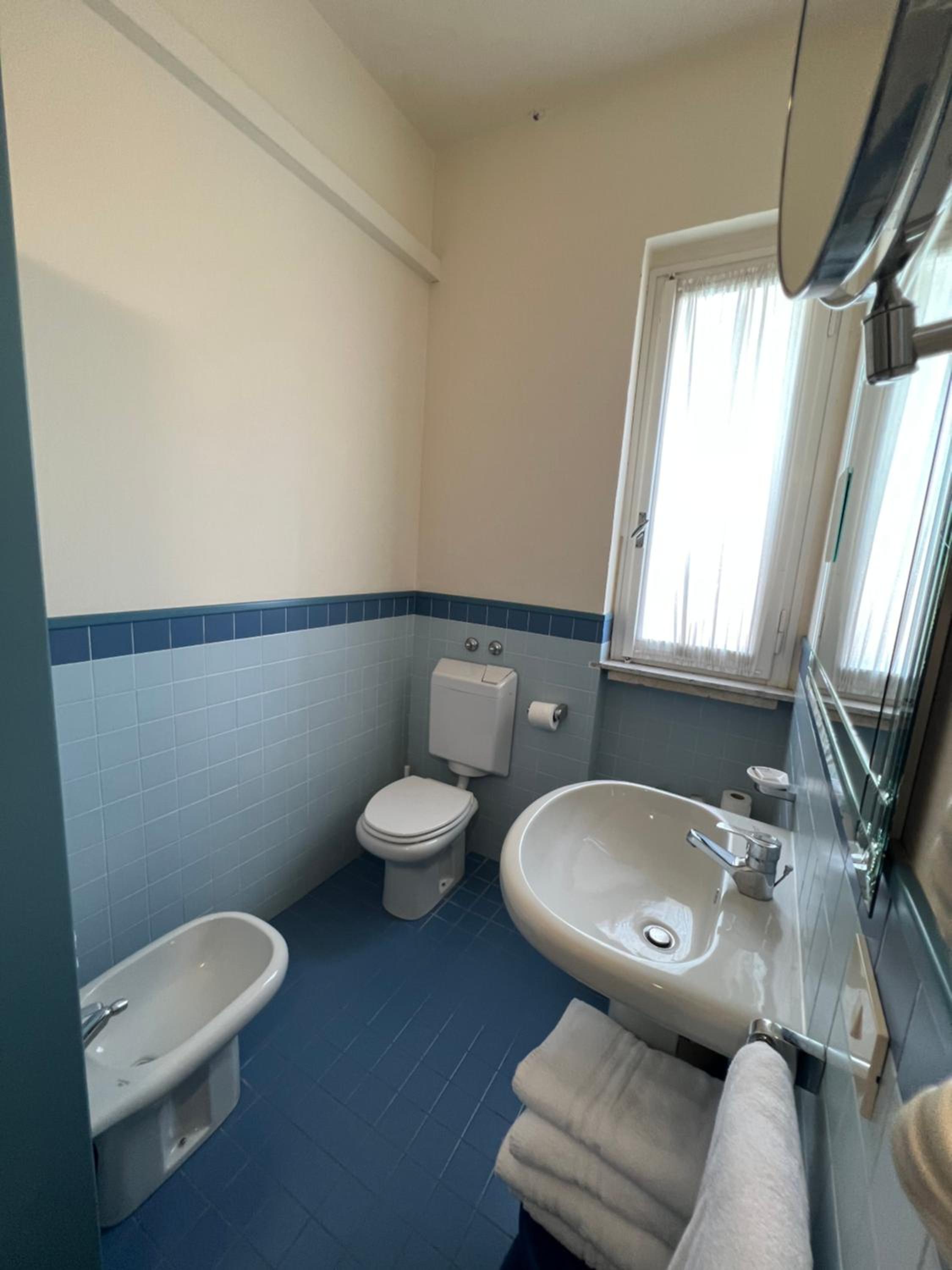 Standard Quadruple Room - Photo 21