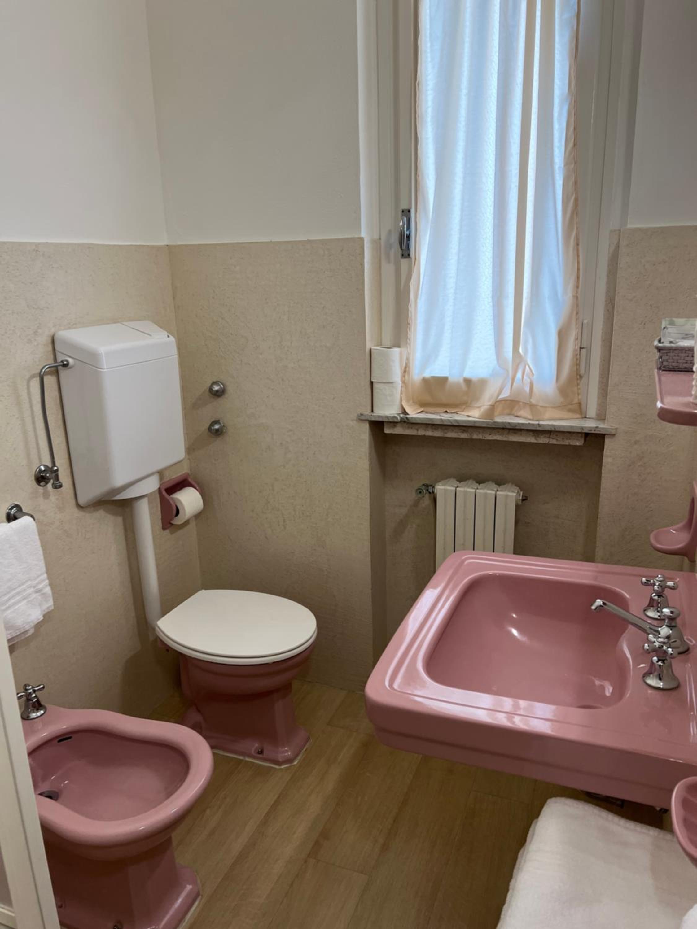 Standard Quadruple Room - Photo 23