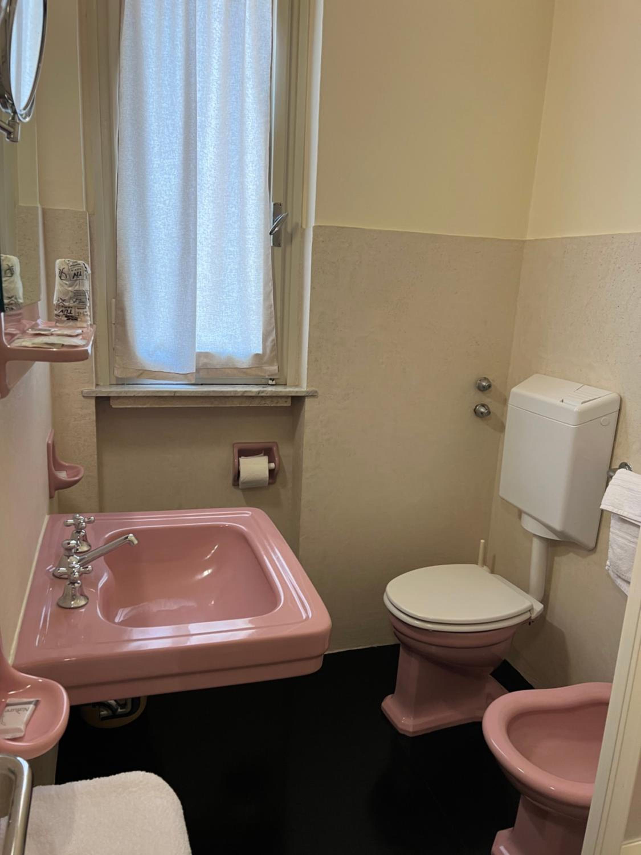 Standard Quadruple Room - Photo 6