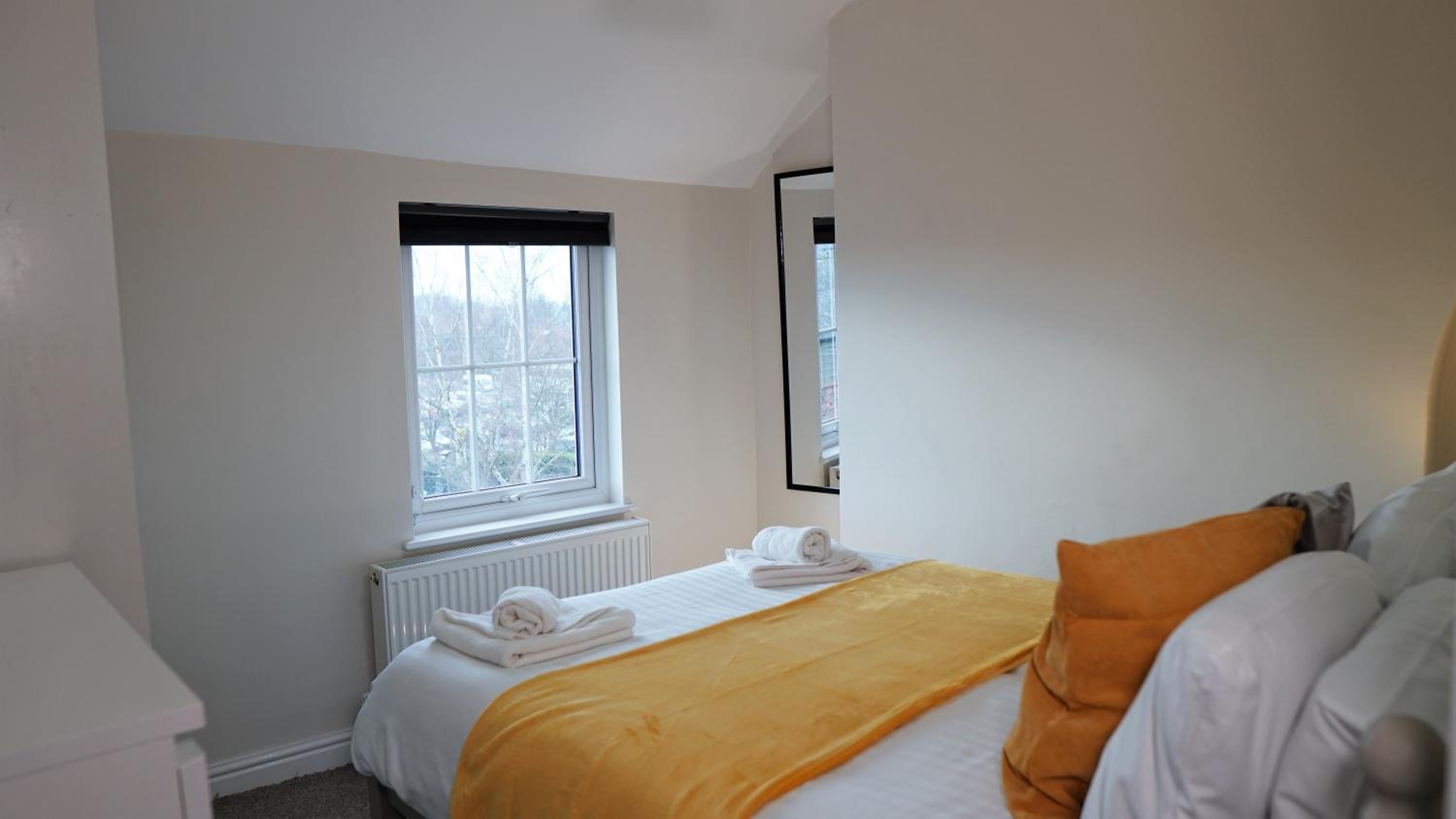 Four-Bedroom House - Photo 25