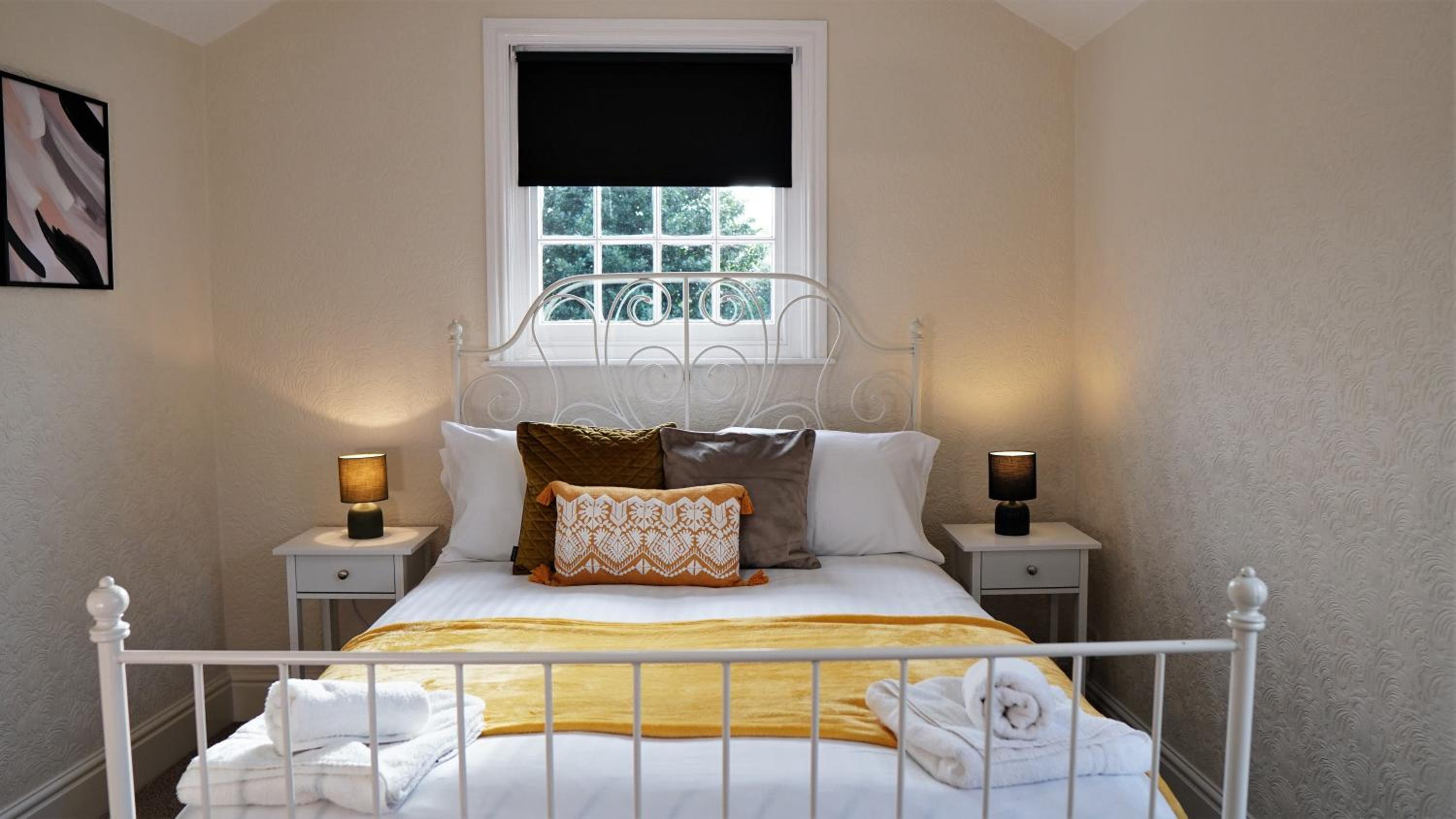 Four-Bedroom House - Photo 33