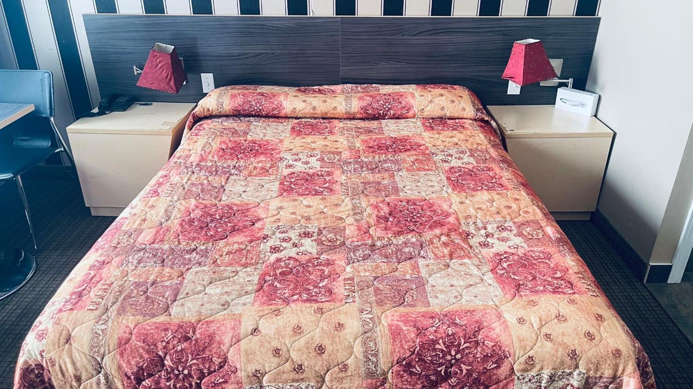 Superior Queen Room