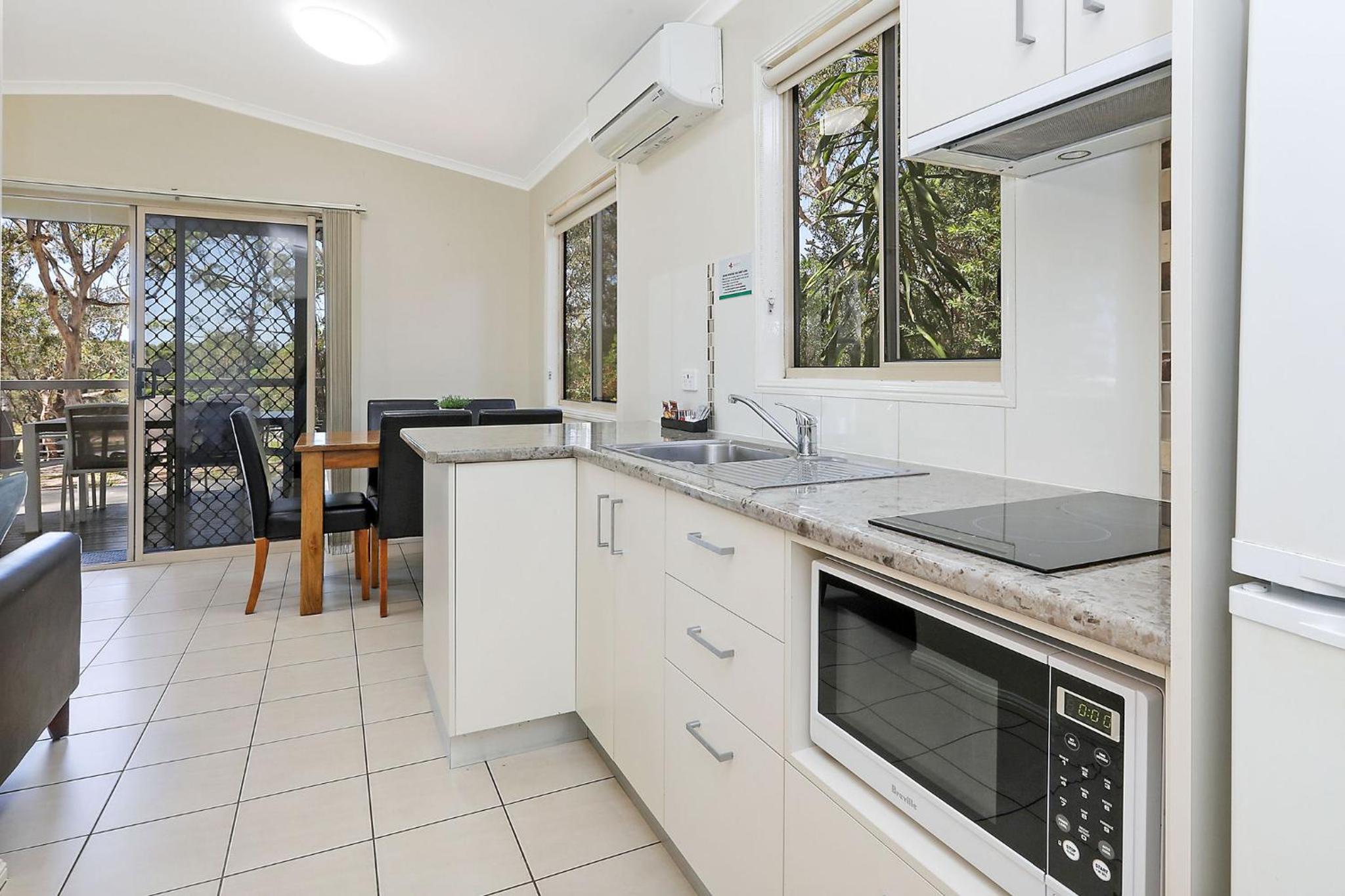 Superior Cabin - Sleeps 5 - Dog Friendly photo 2