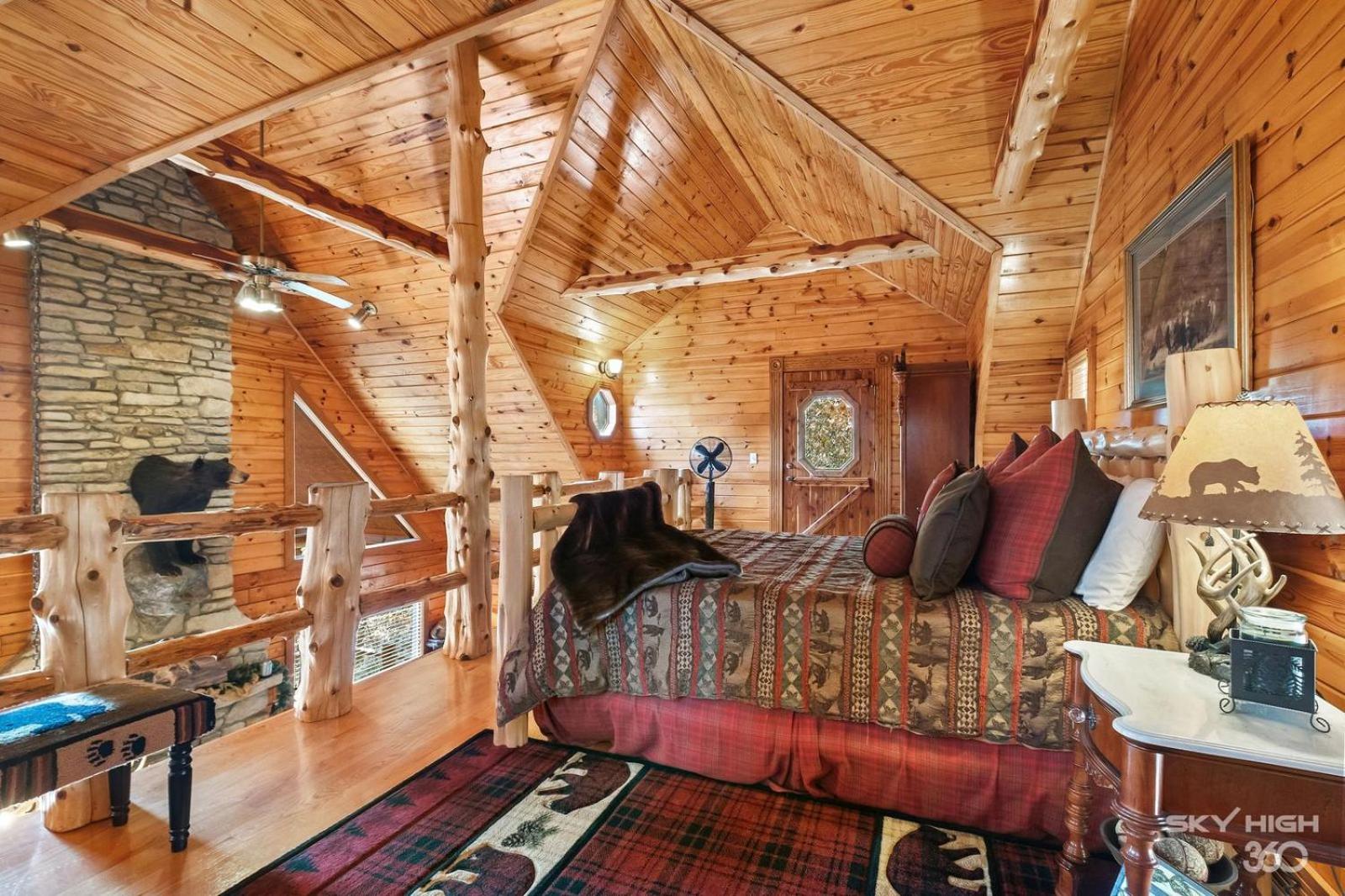 Hideaway One-Bedroom Cottage with Spa Bath – Forest View photo 1