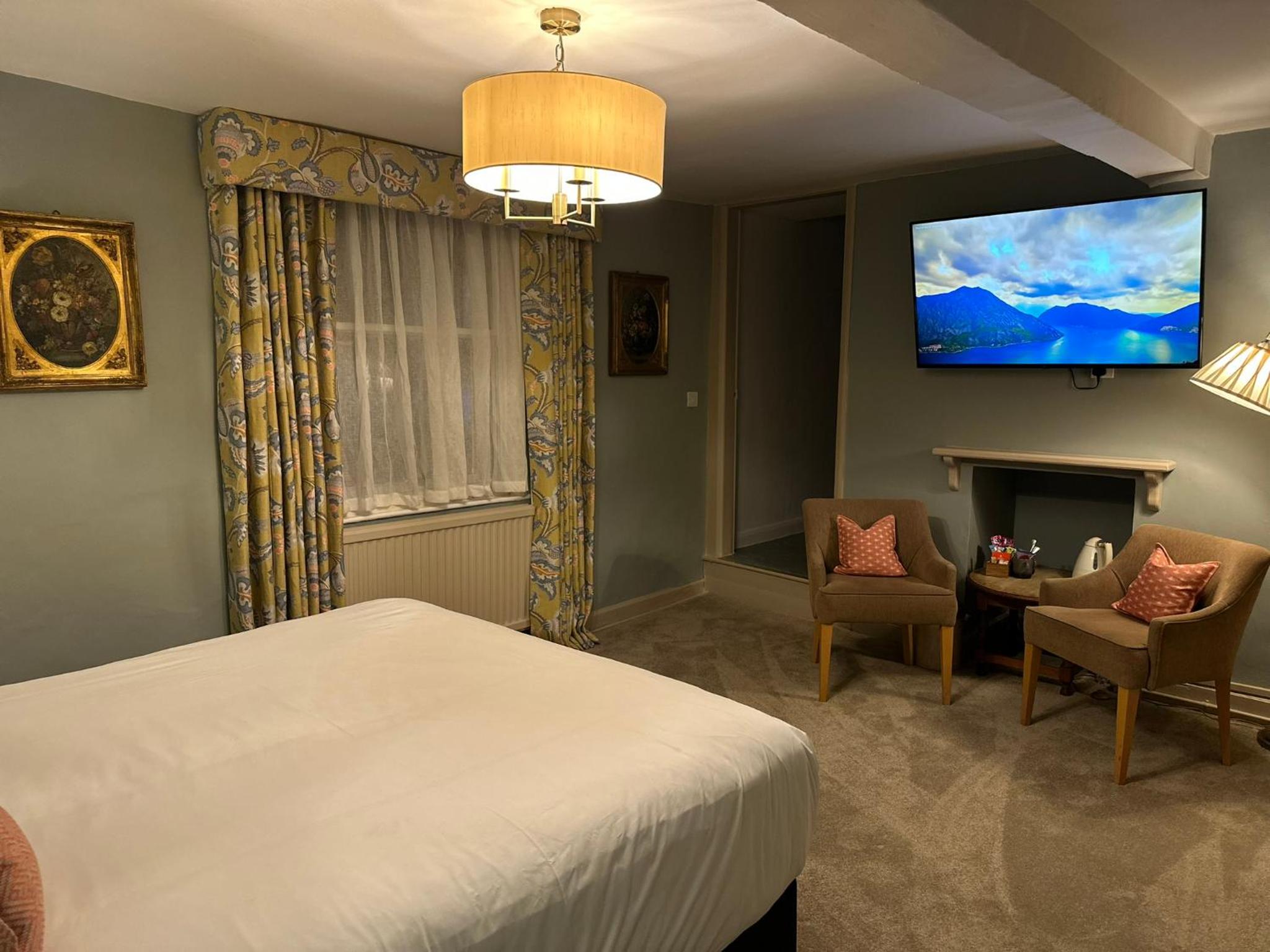 King Room (No Pets) - Photo 11