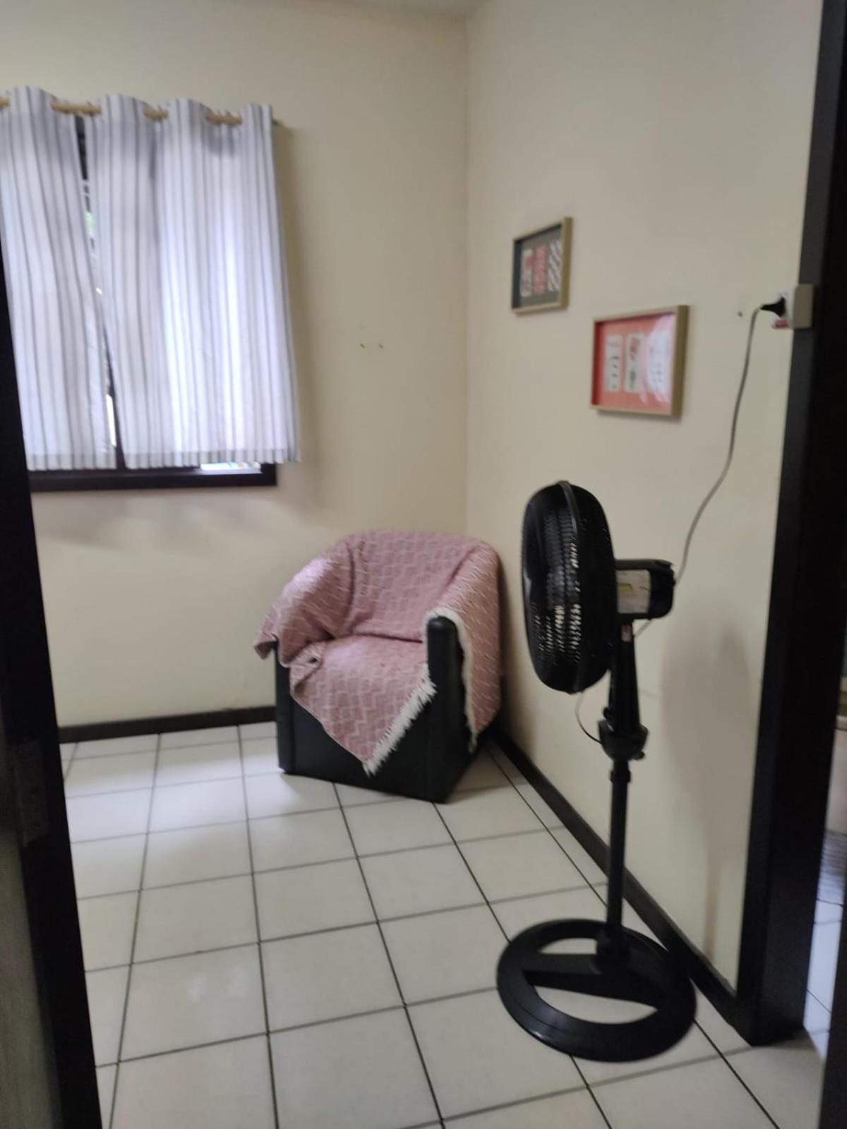 Budget Single Room photo 2