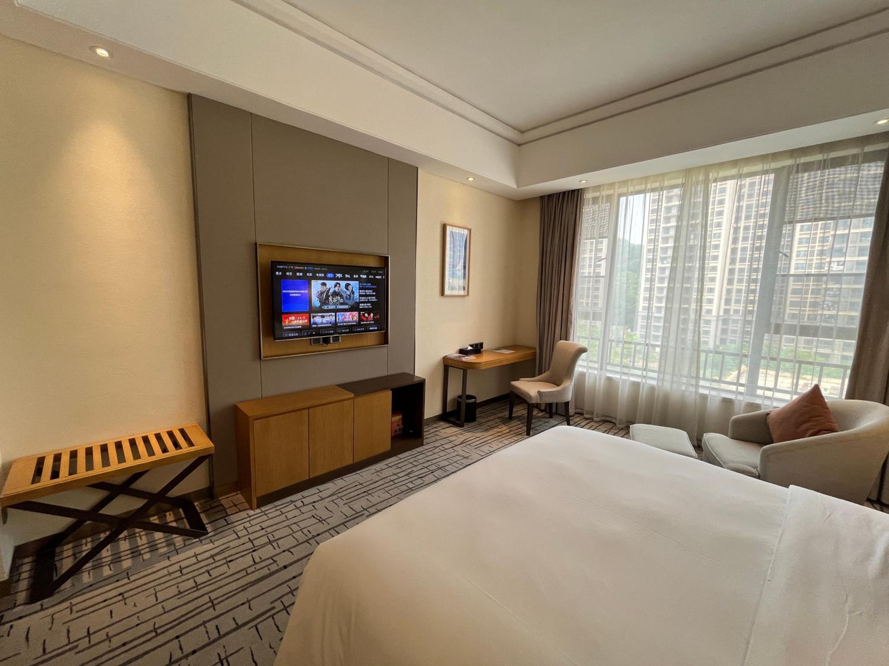 Mountain View Executive King Room