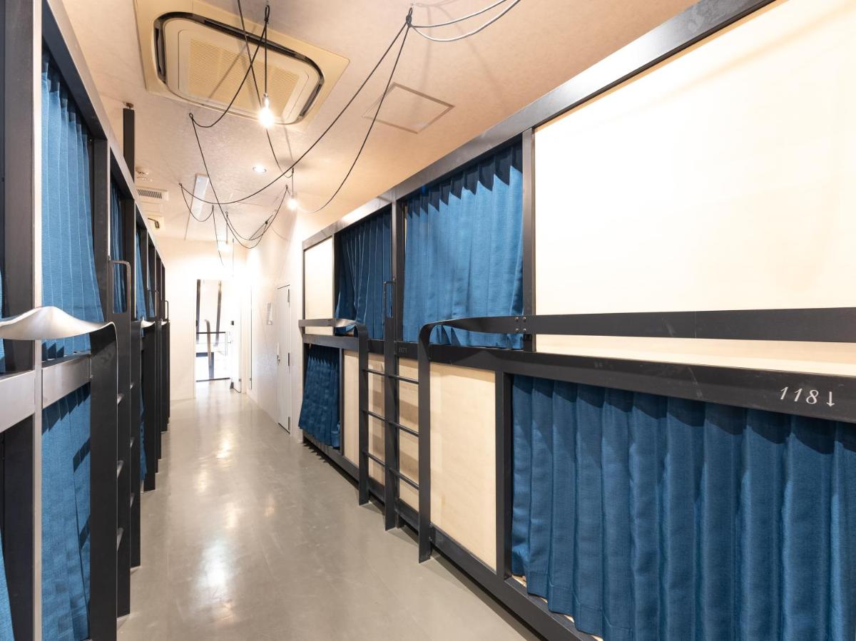 Bunk Bed in Female Dormitory Room   photo 3