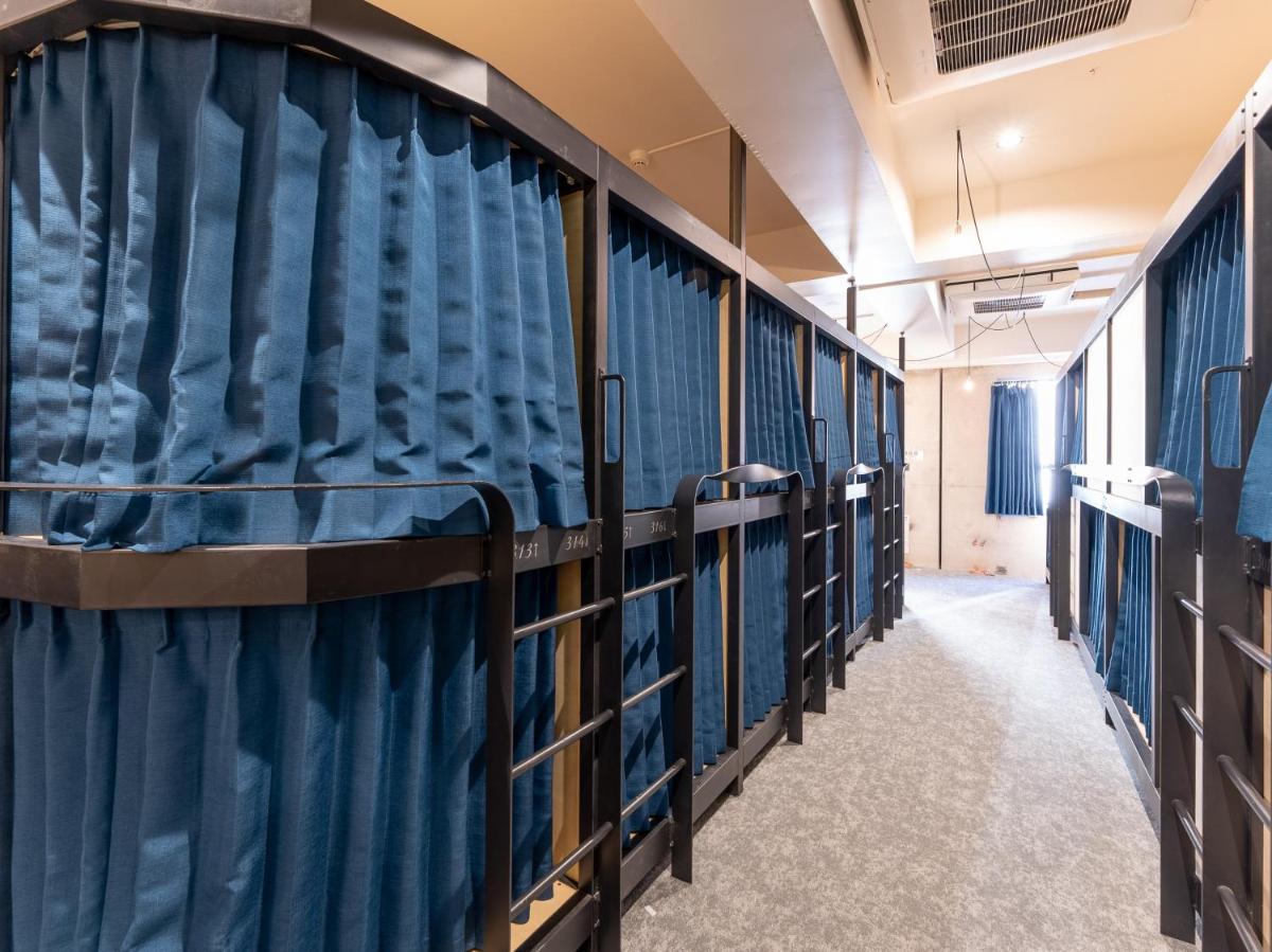 Bunk Bed in Male Dormitory Room  photo 2