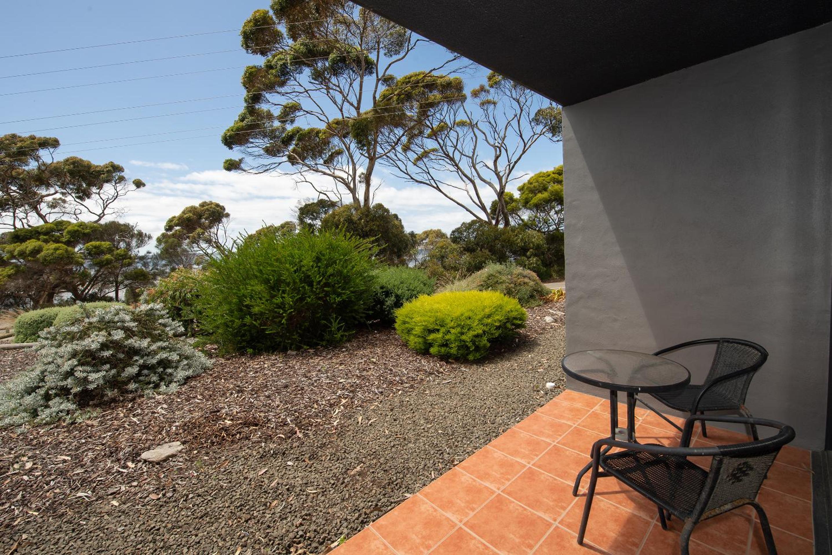 Superior King Bayview - Photo 5