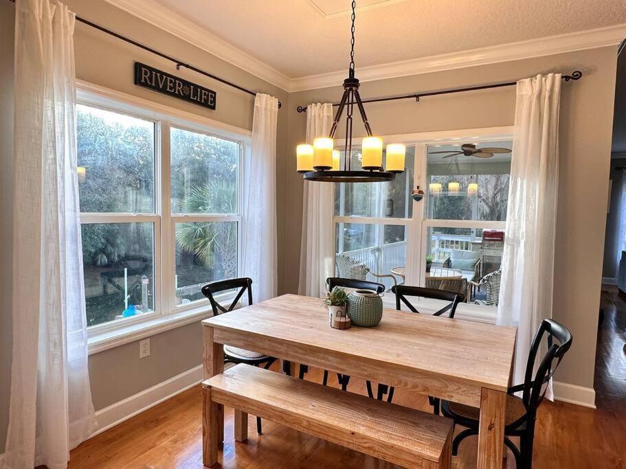 Four-Bedroom House photo 2