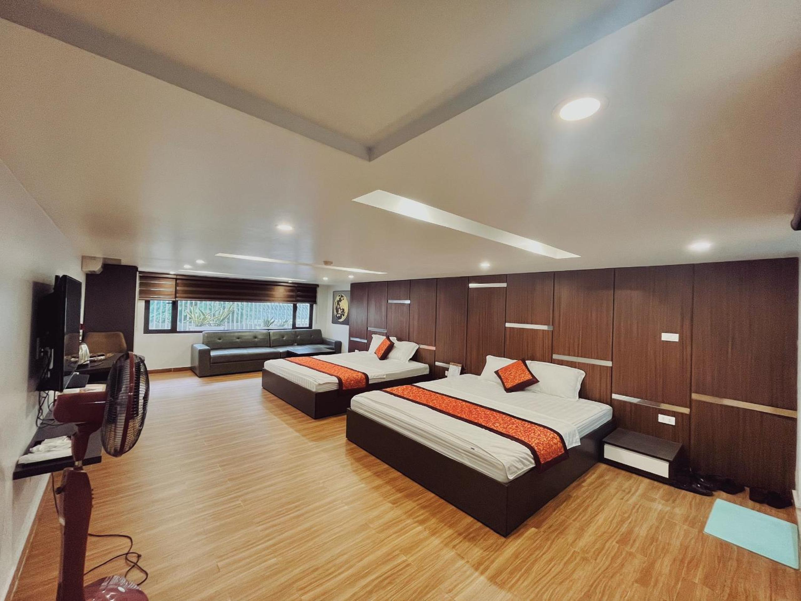 Family Room with Private Bathroom - Photo 1
