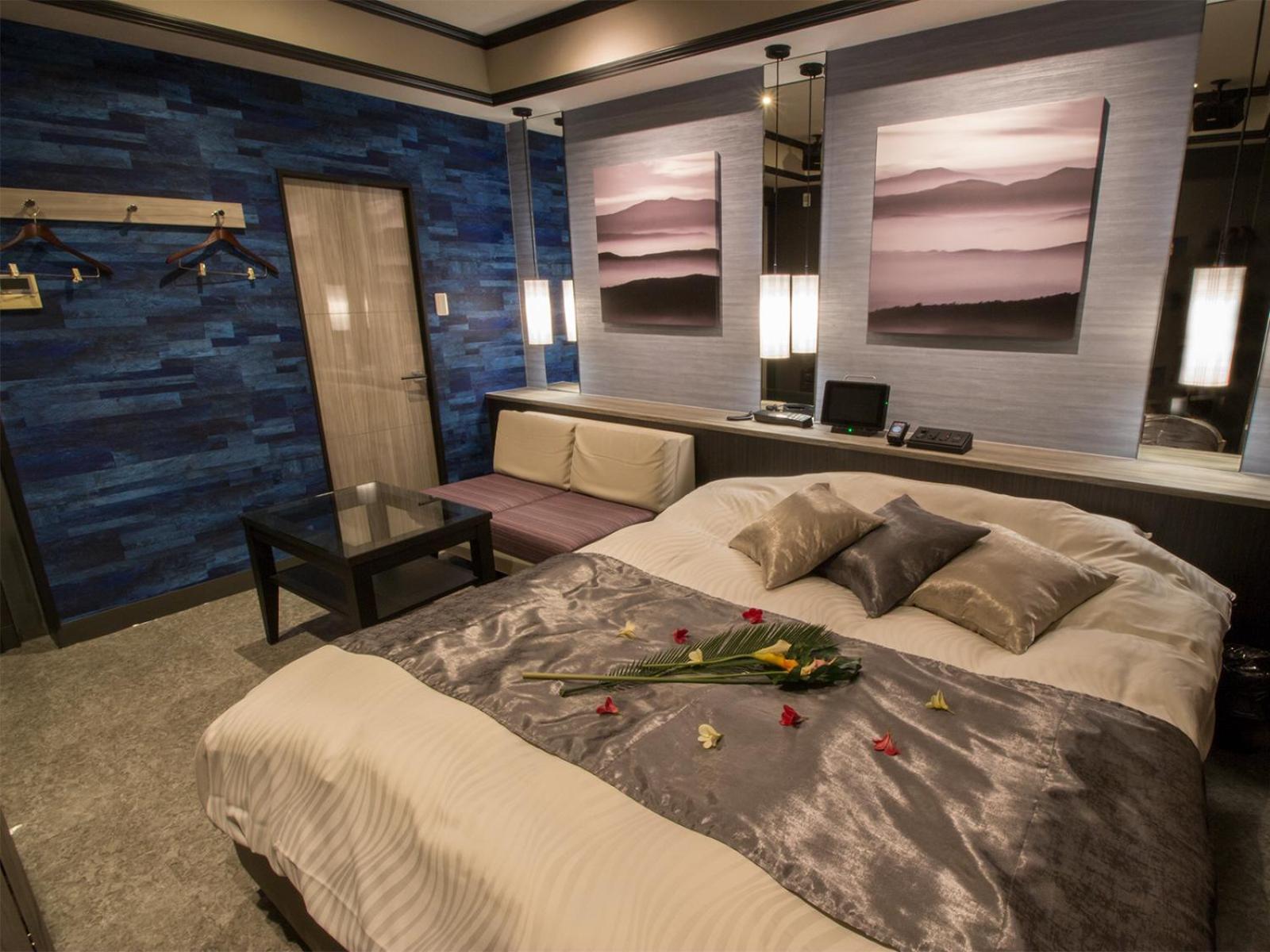 Deluxe King Room - Photo 27