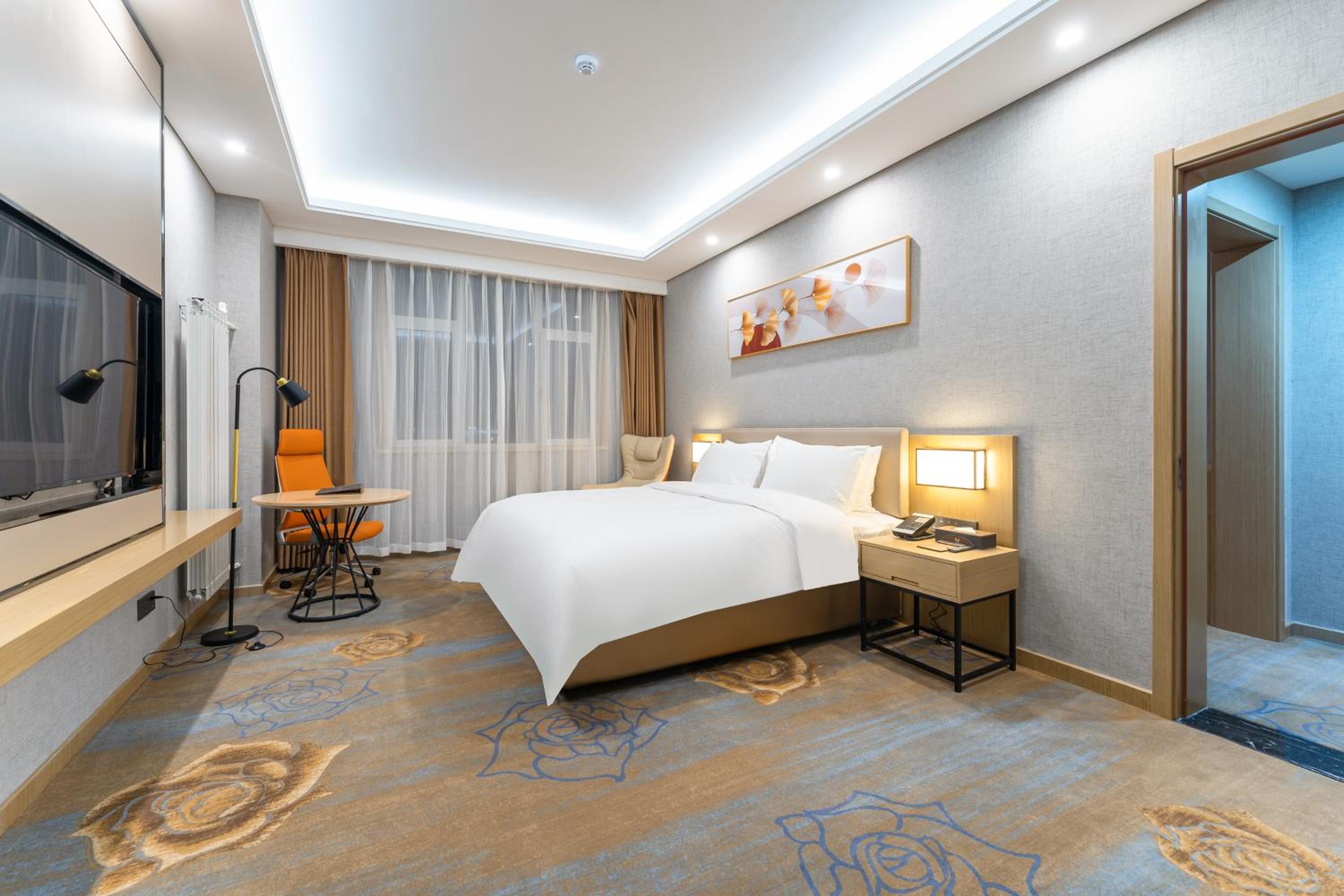 Deluxe Suite photo 1