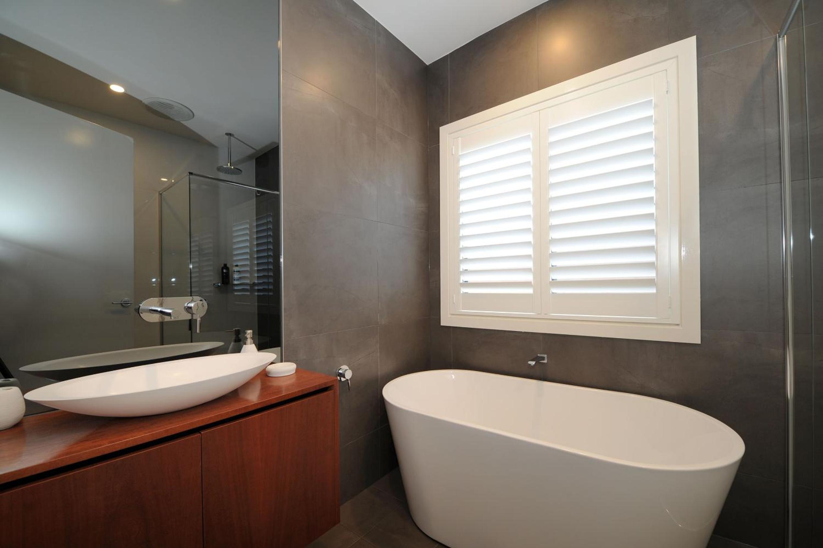 Three-Bedroom House- Fleetwood (Pet Friendly) photo 3