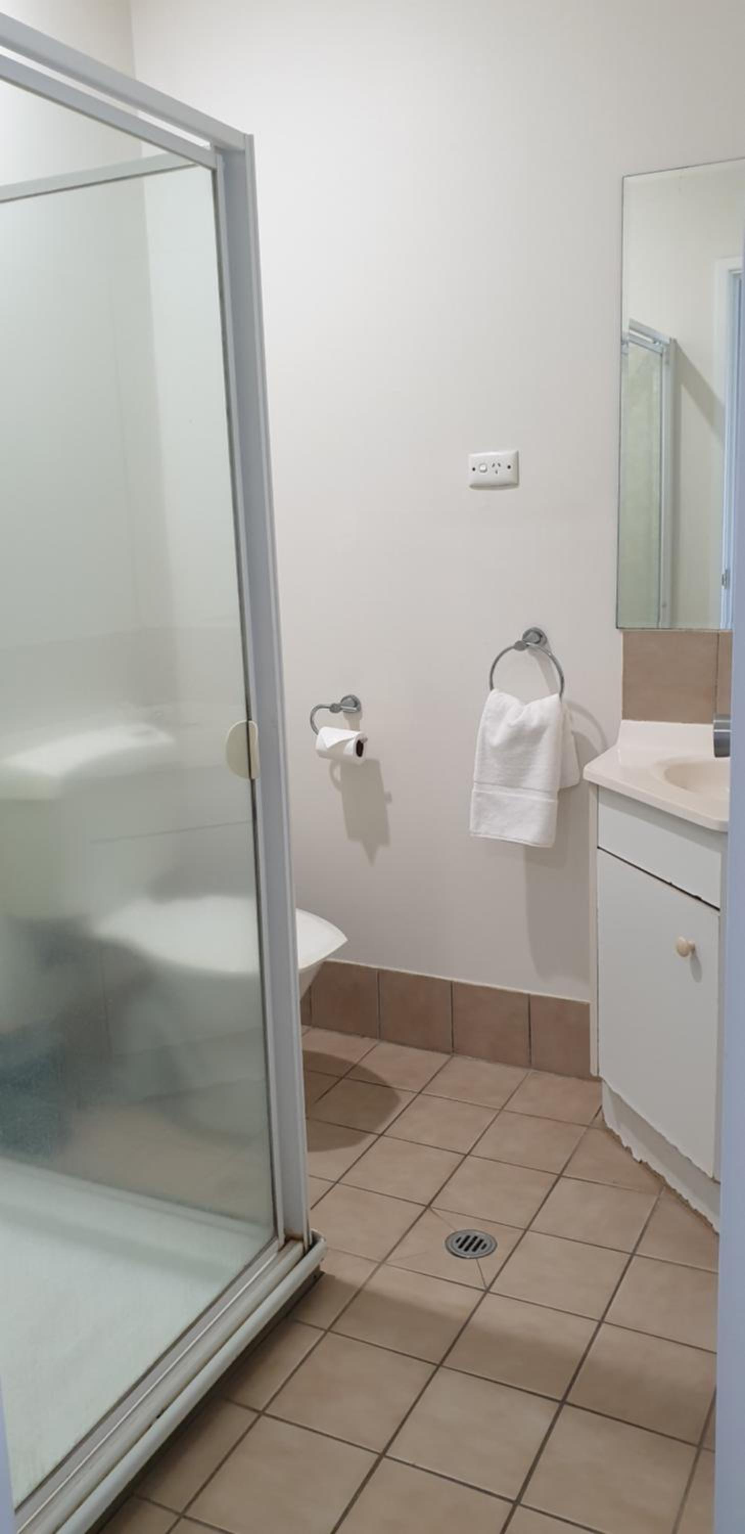 Standard Room with Partial Mountain View photo 2