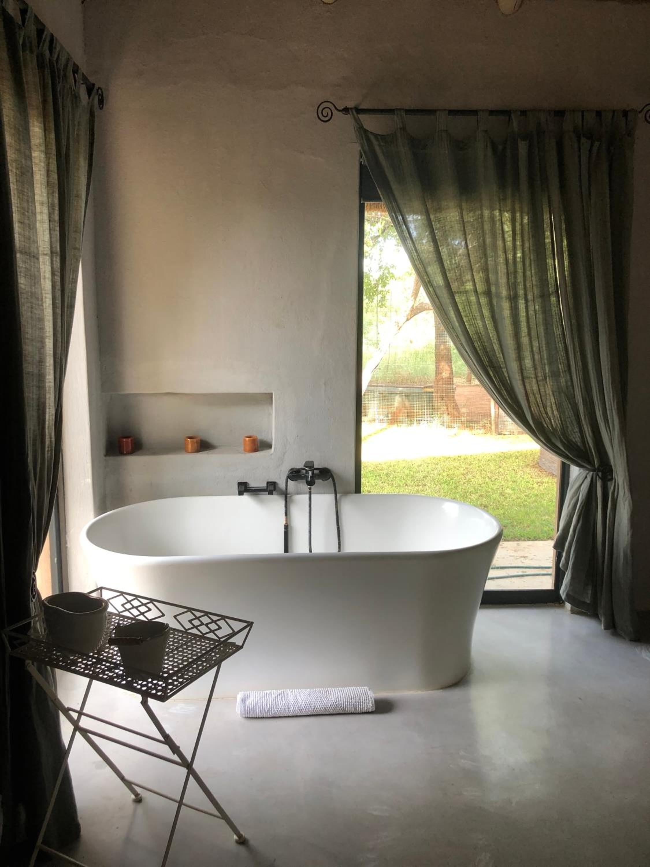 Deluxe Double or Twin Room with Pool Access - Photo 29