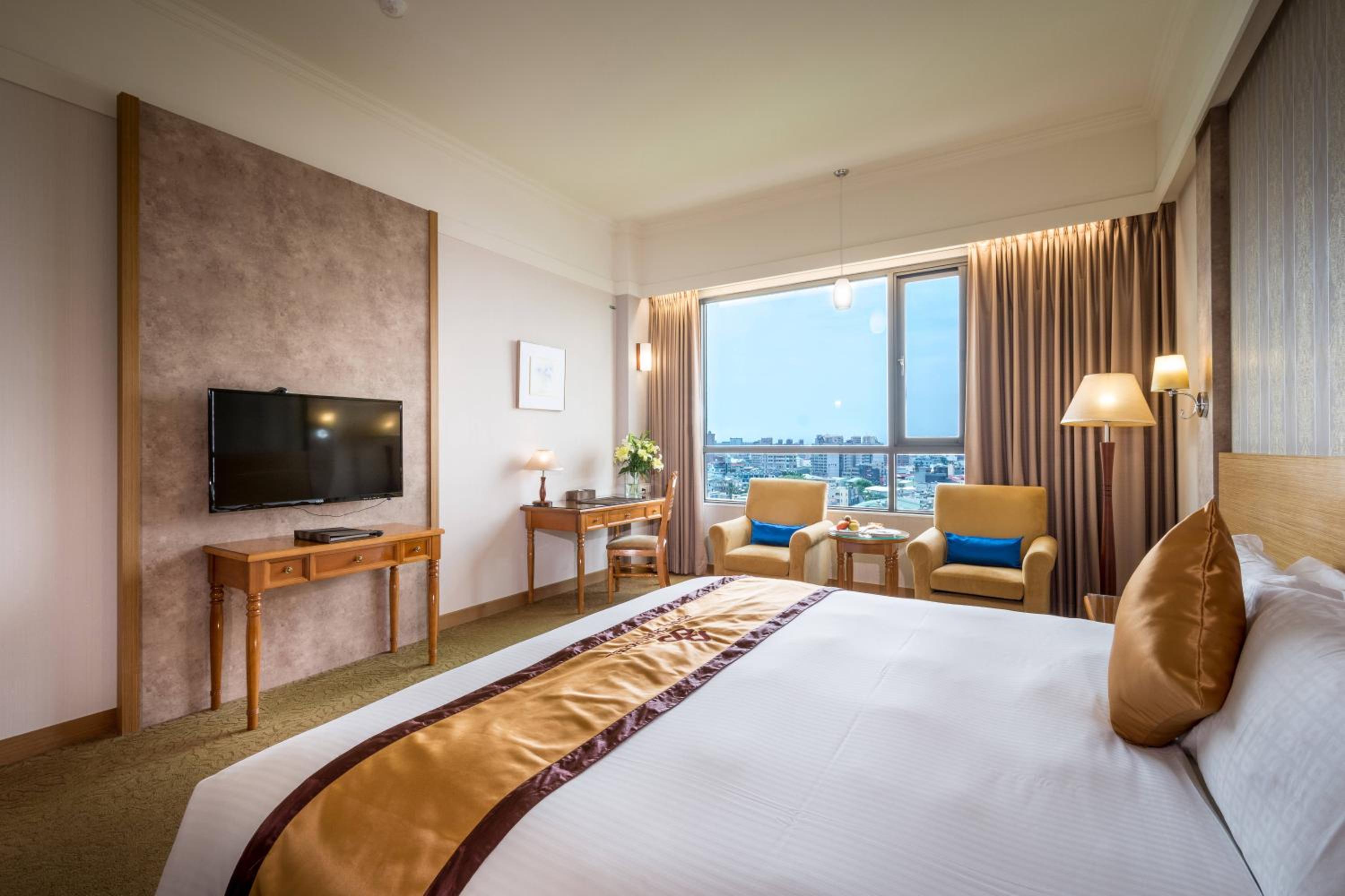 Premium Deluxe Double Room photo 3