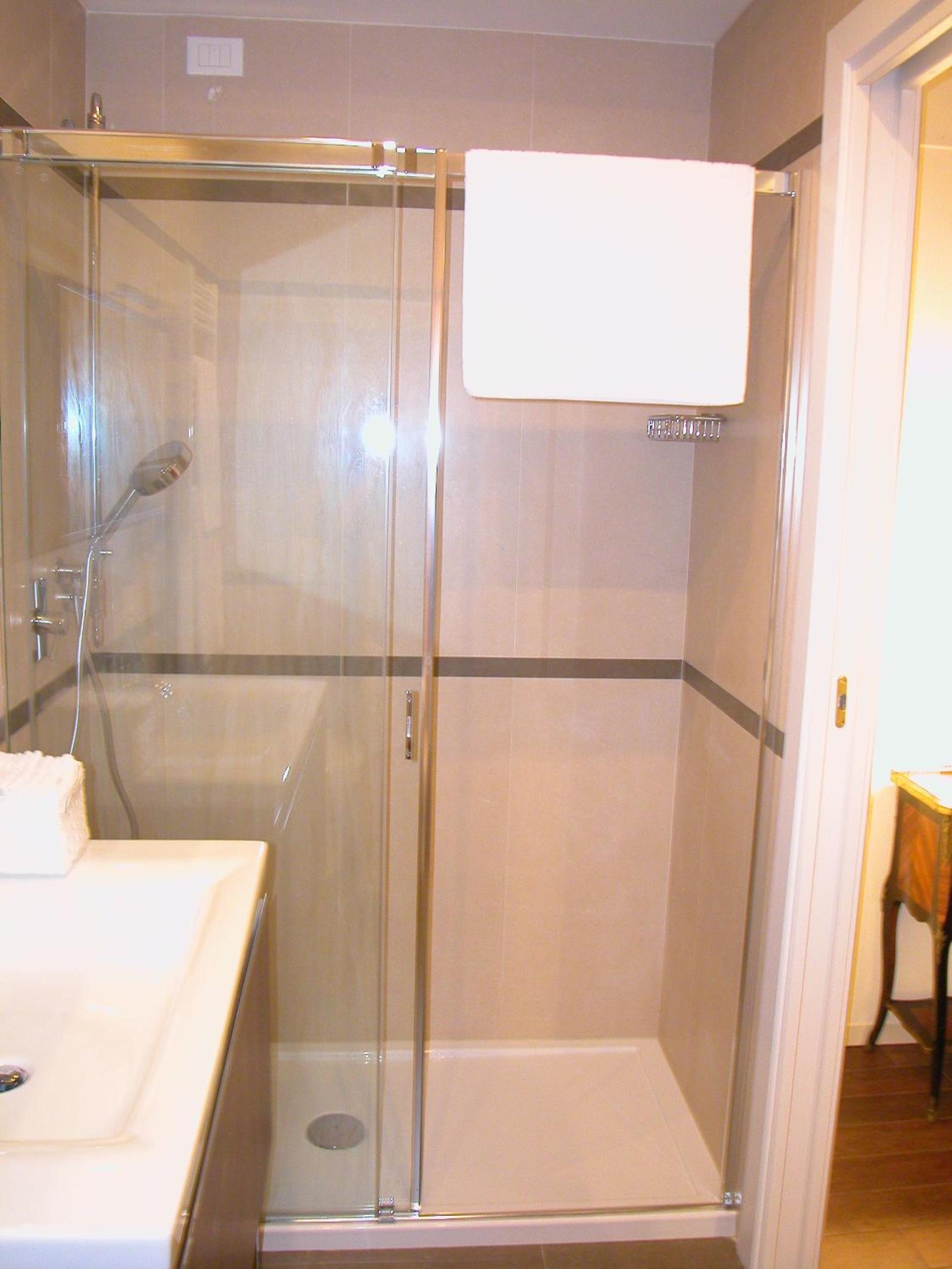 Apartment - Ground Floor photo 2