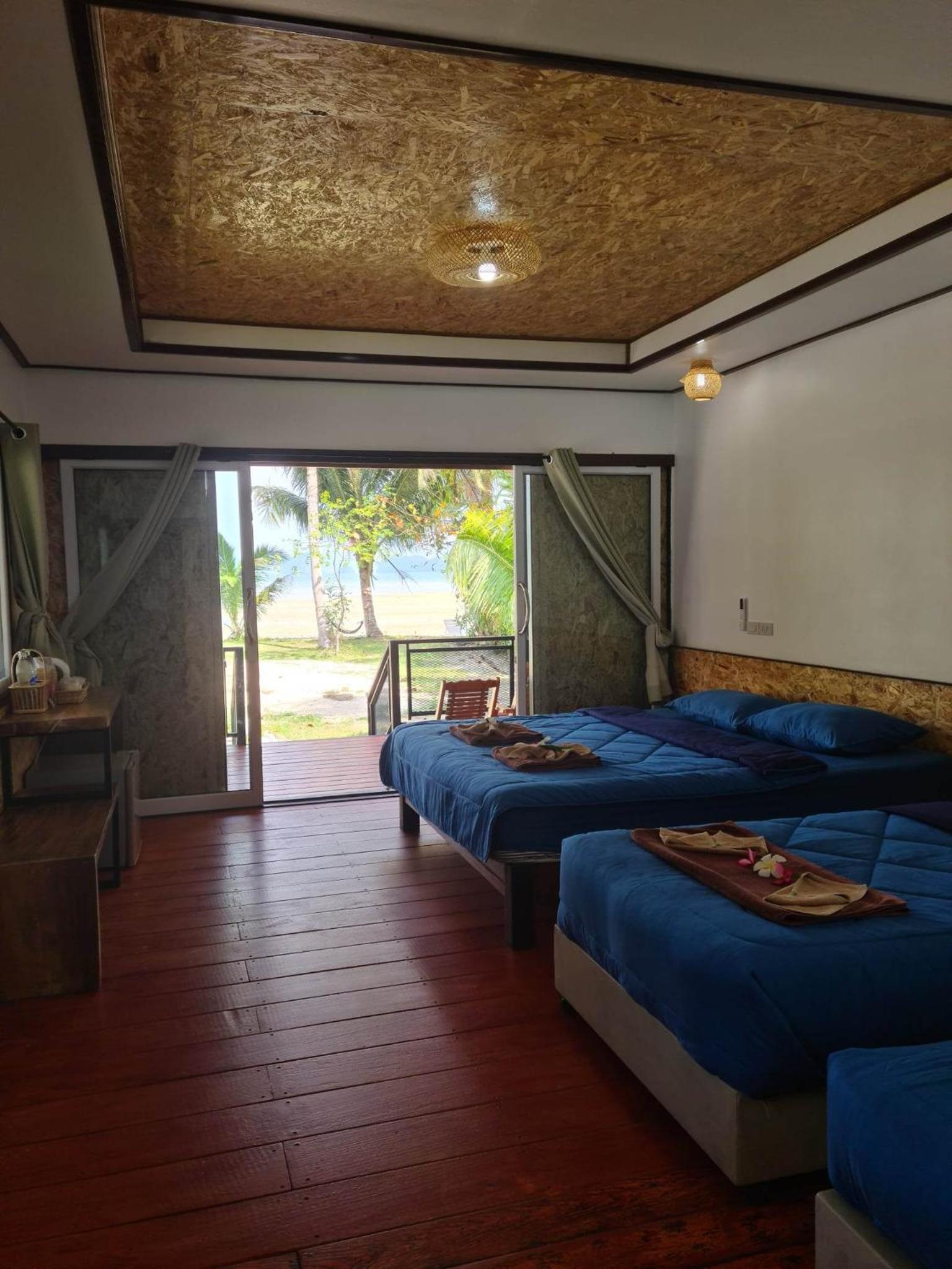 Family Bungalow - Photo 1