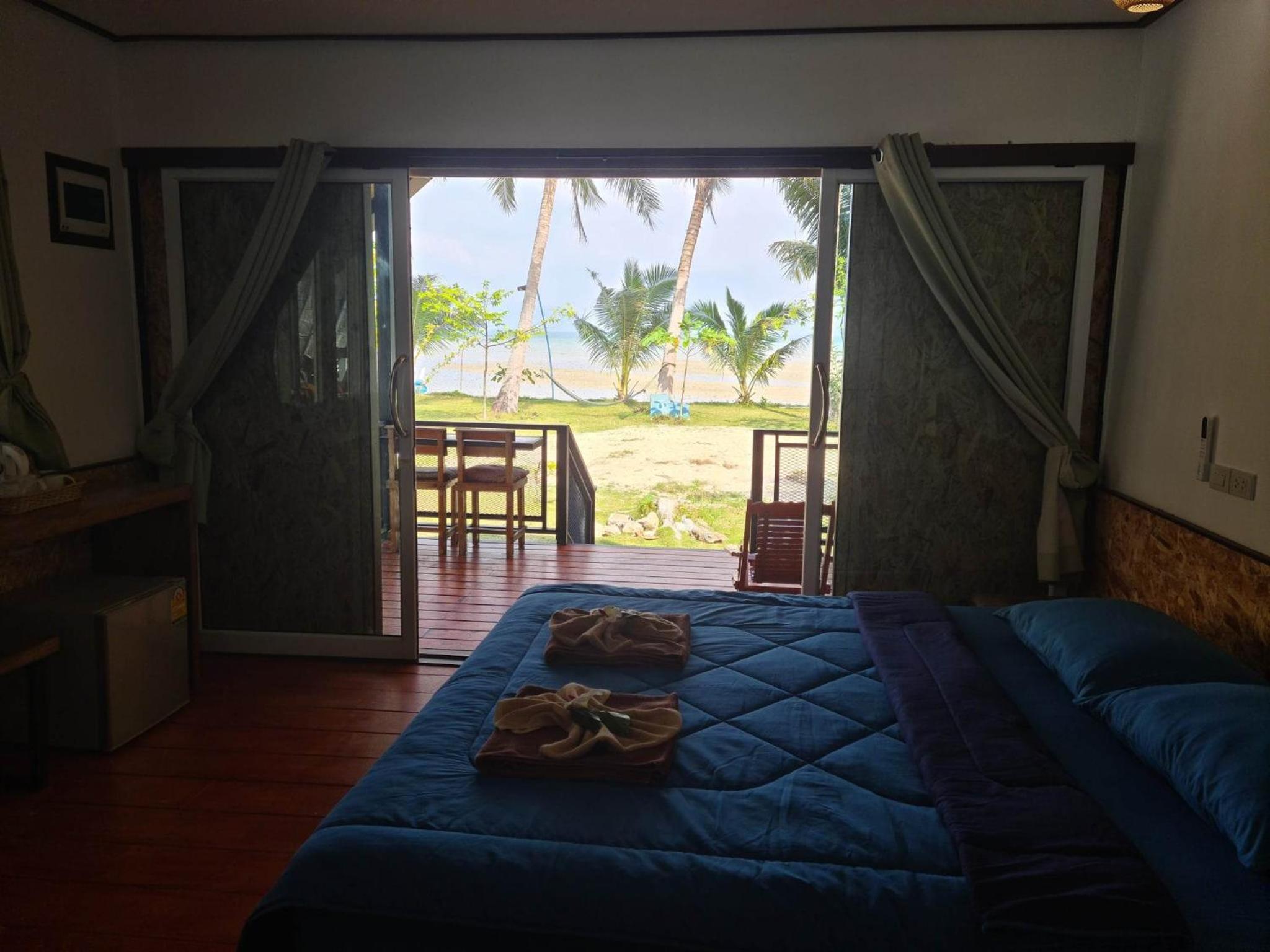 Family Bungalow - Photo 2