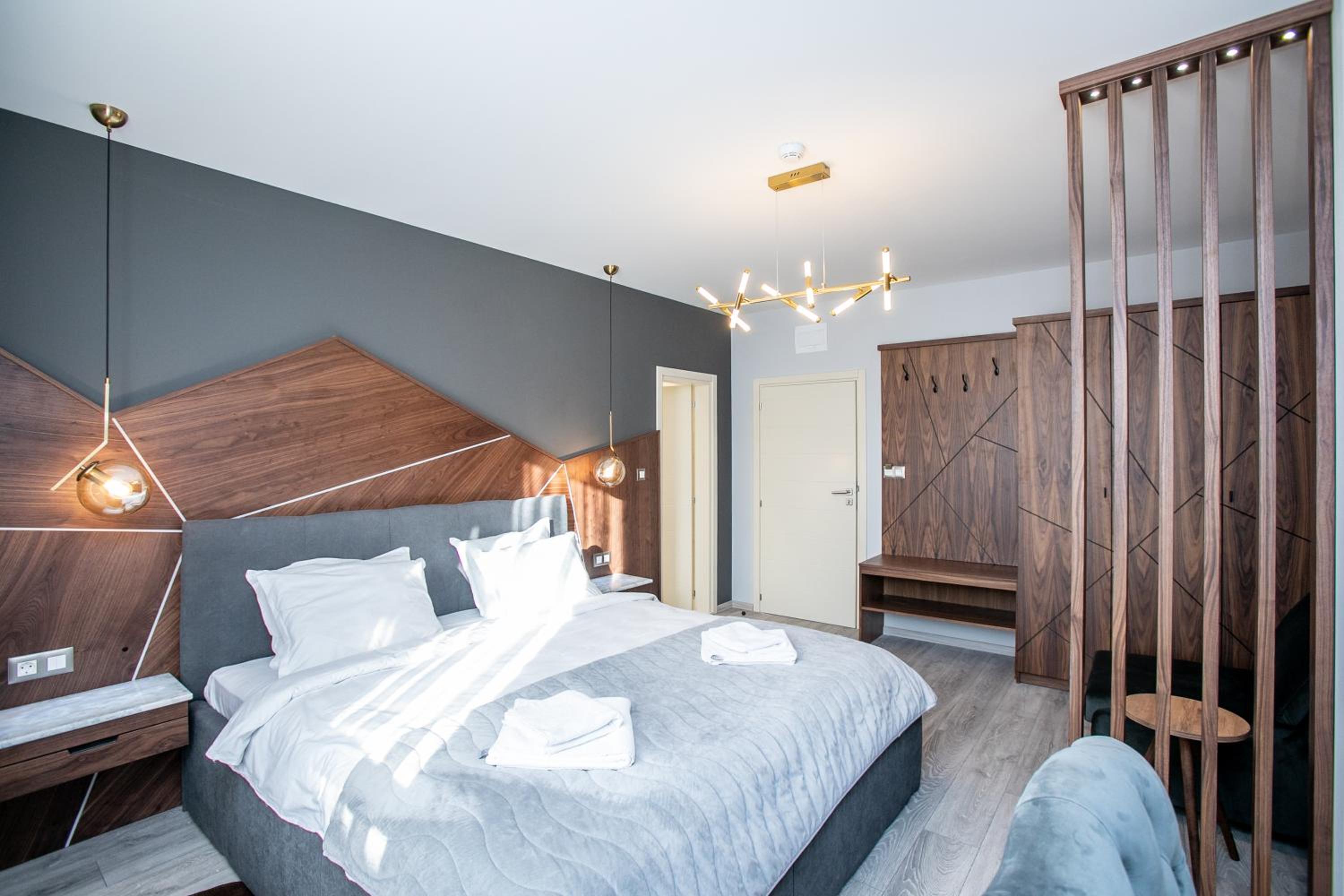 Deluxe Double Room with Extra Bed