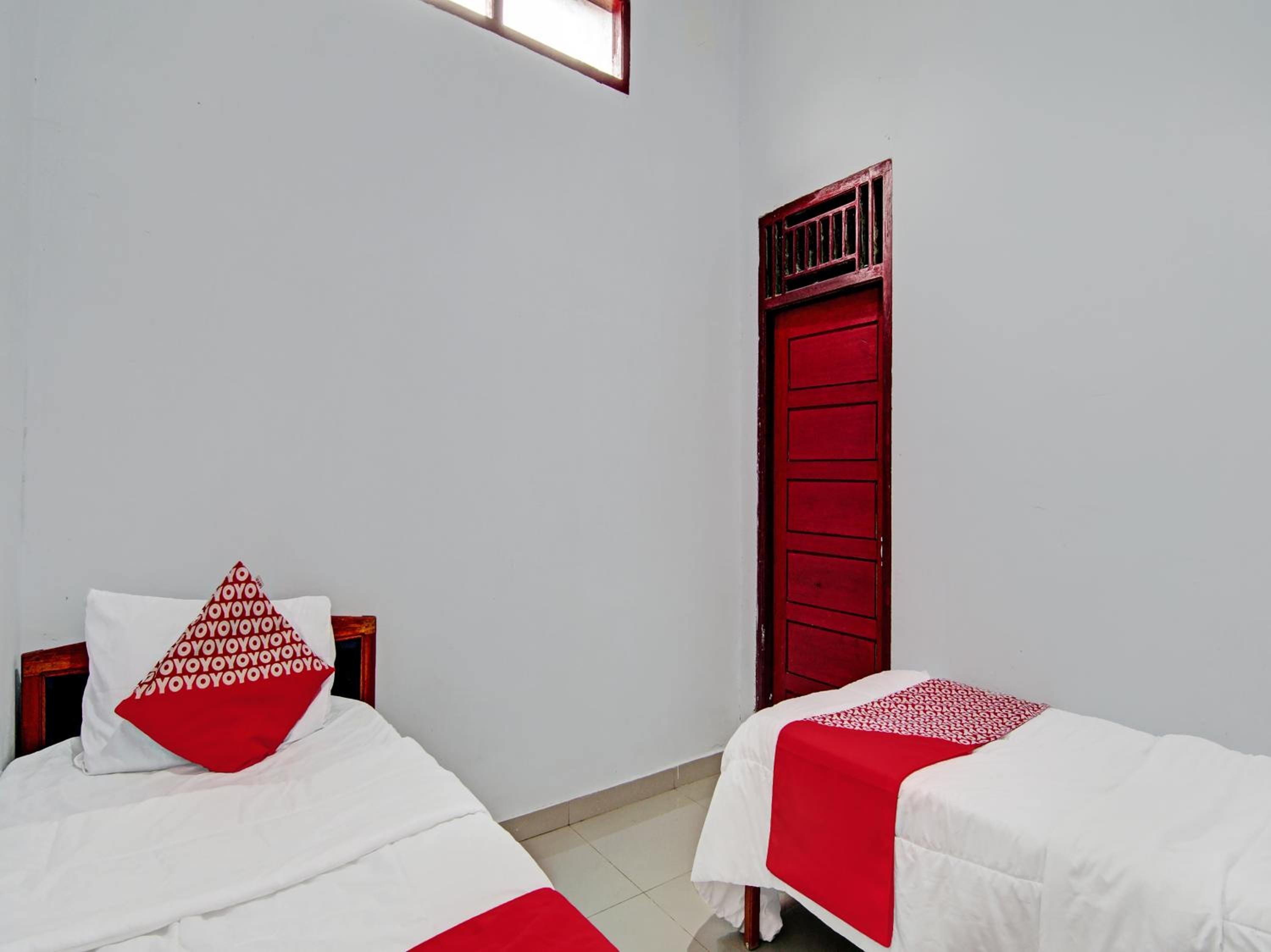 Deluxe Twin Room - Photo 1